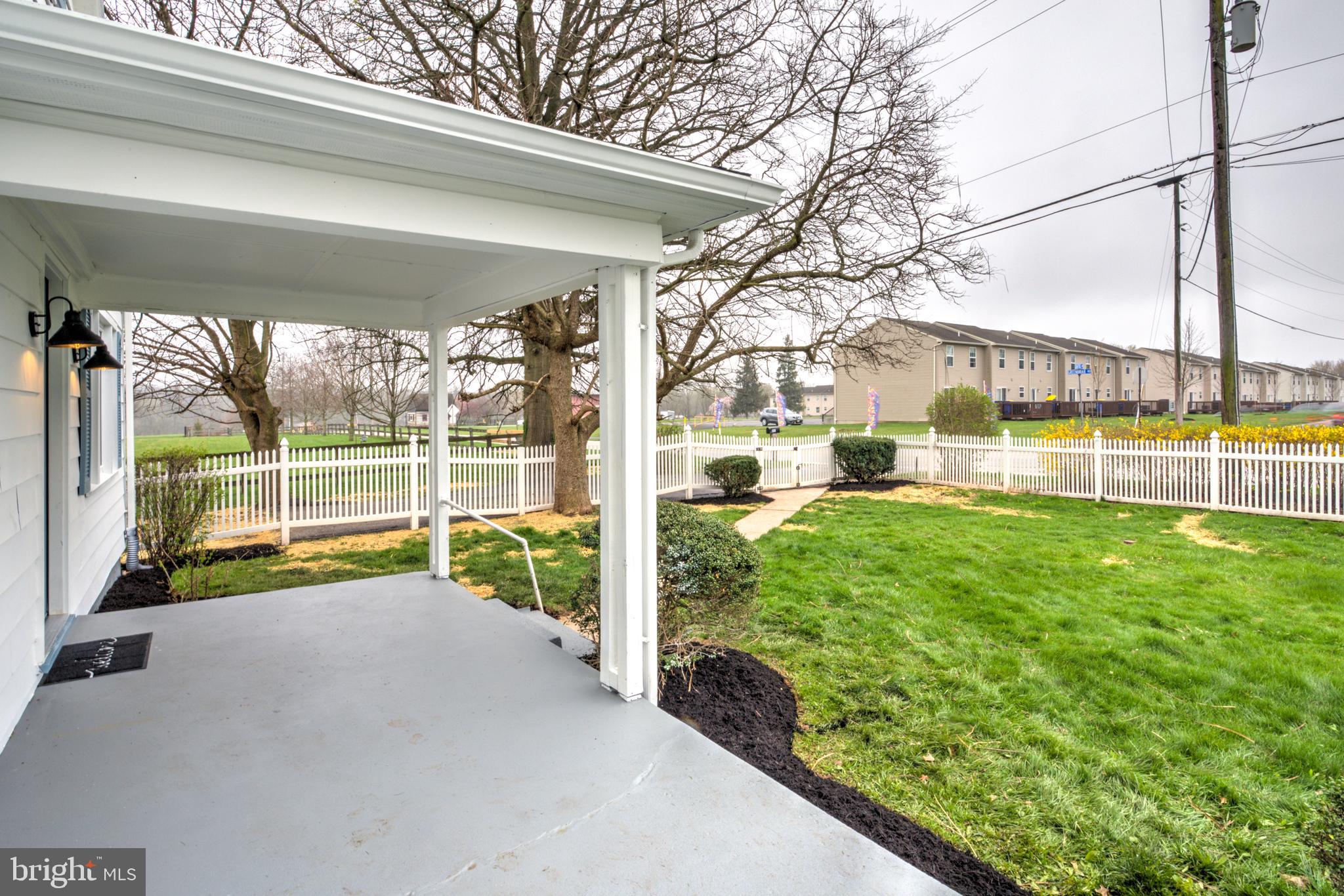 GREENBRIAR ROAD - Residential