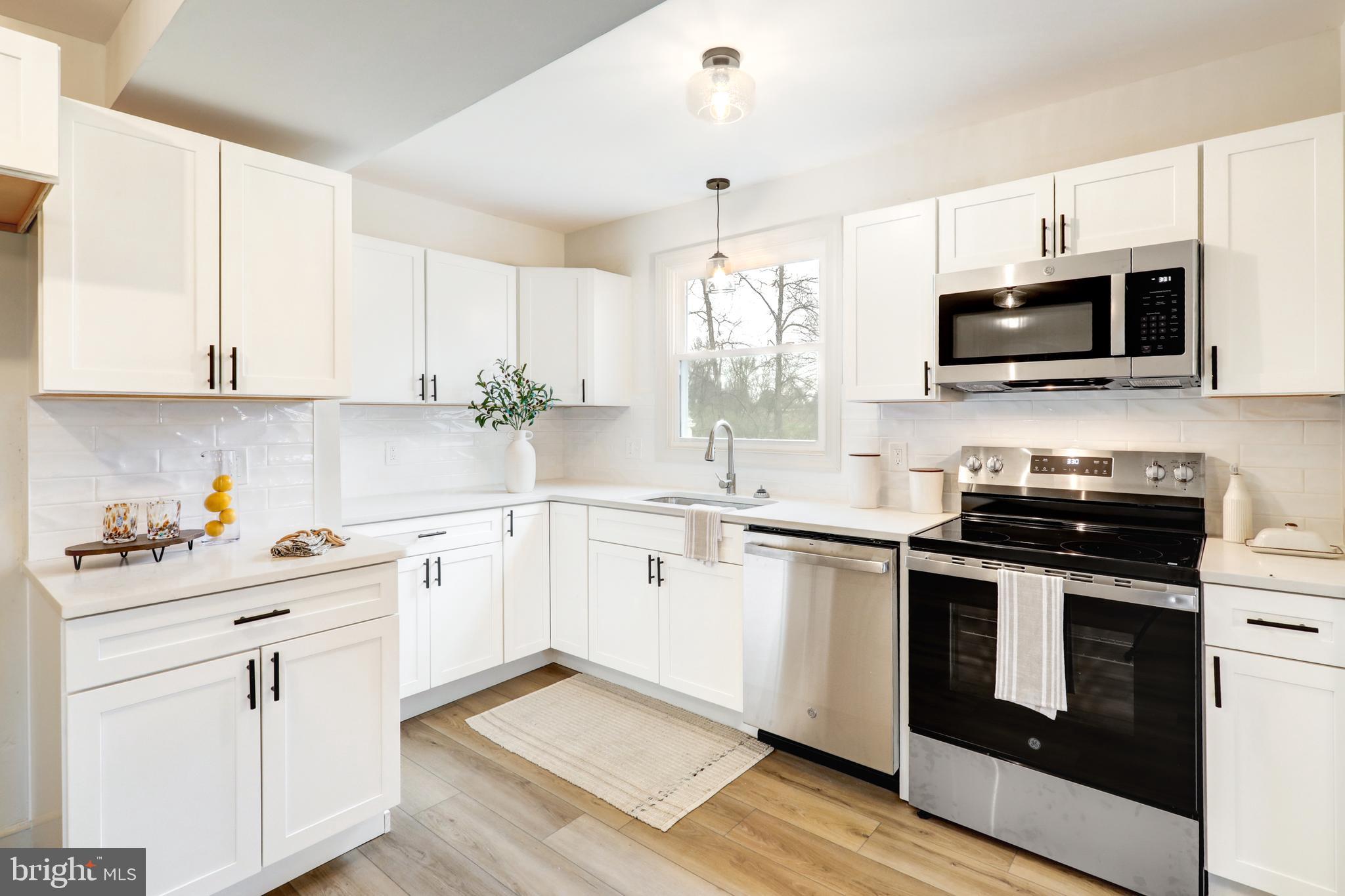 GREENBRIAR ROAD - Residential