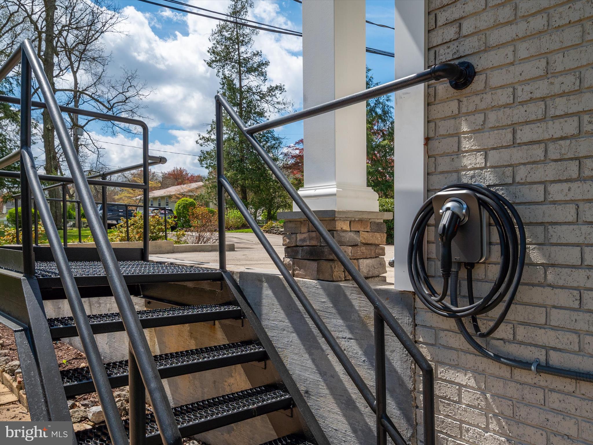 MAGOTHY BEACH - Residential