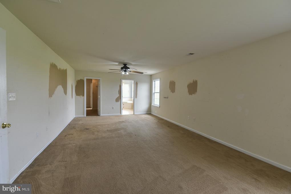 SPRUCE HILL ESTATES - Residential