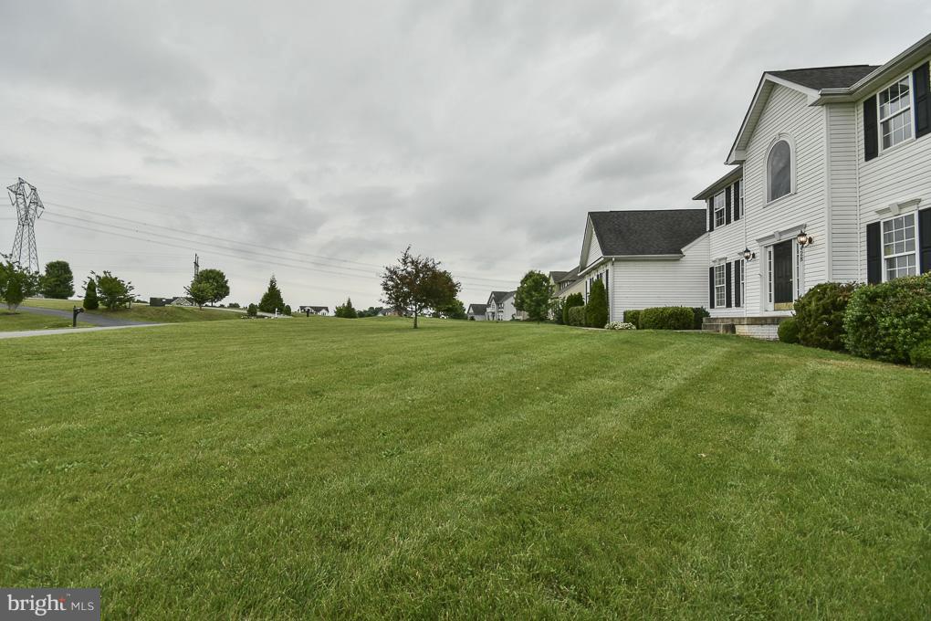 SPRUCE HILL ESTATES - Residential