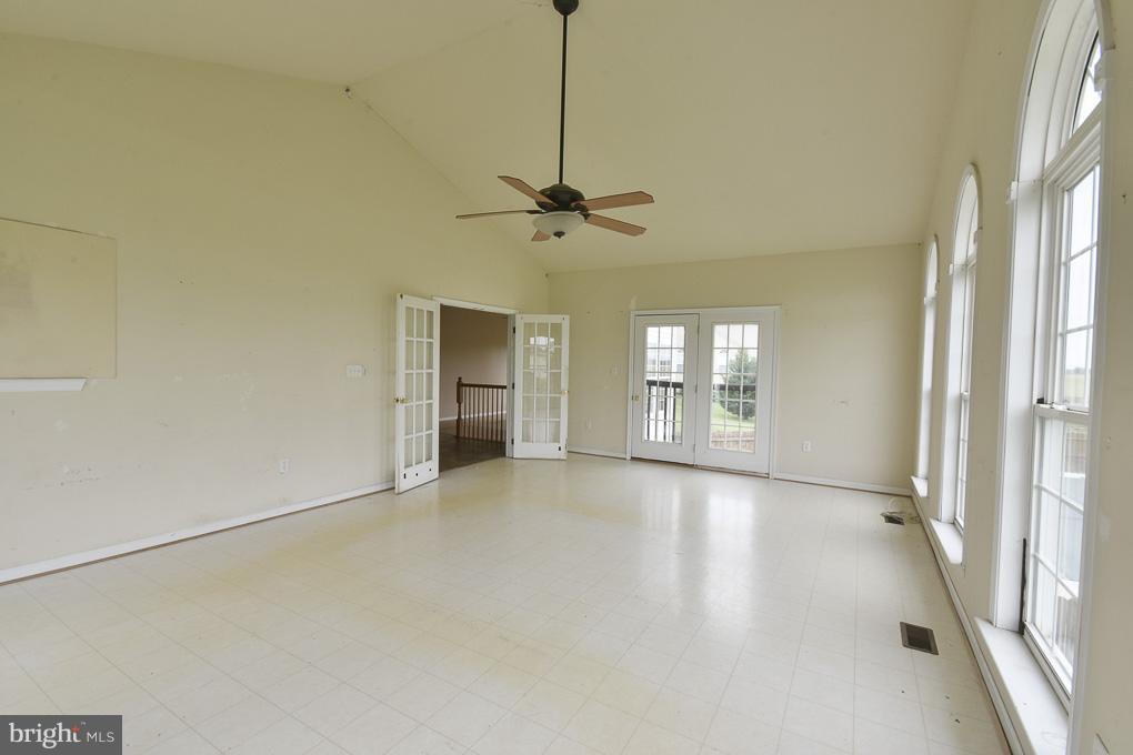 SPRUCE HILL ESTATES - Residential