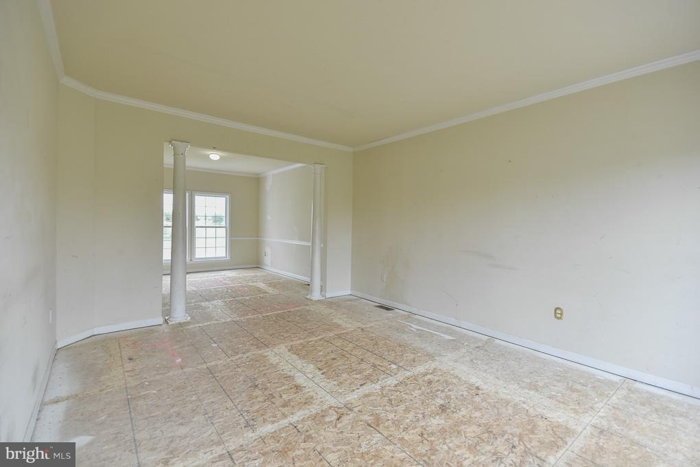 SPRUCE HILL ESTATES - Residential