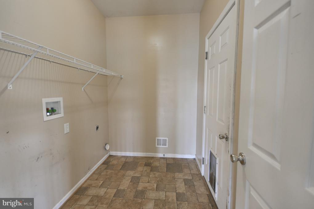 SPRUCE HILL ESTATES - Residential