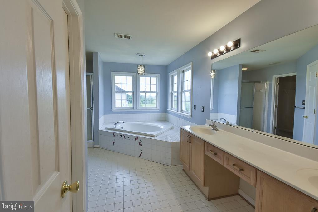 SPRUCE HILL ESTATES - Residential