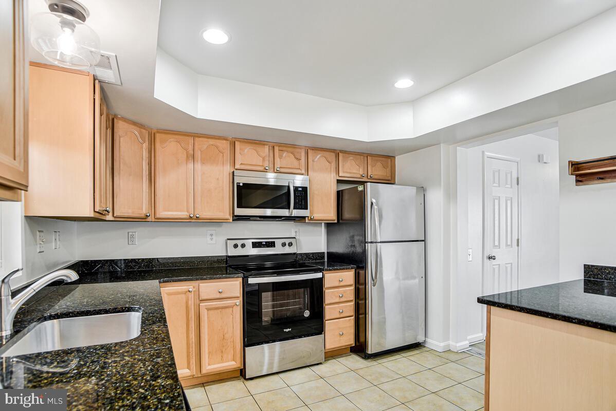 HUNTINGTON - Residential