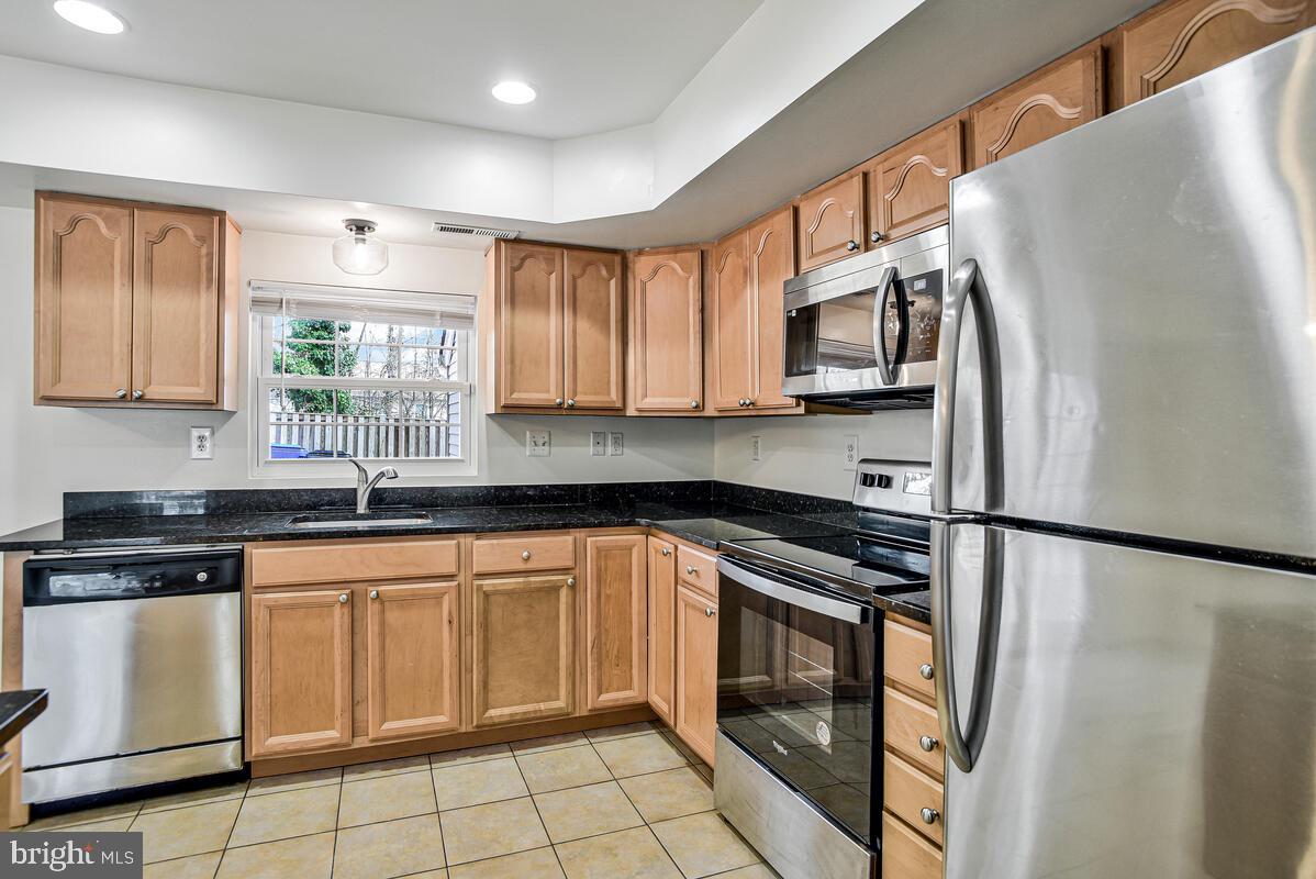 HUNTINGTON - Residential