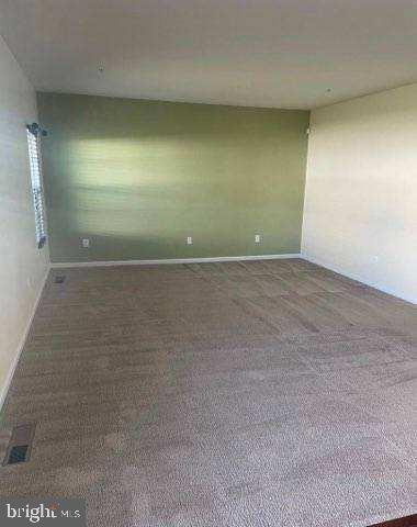 FIELDS AT ROCK GLENN - Residential Lease