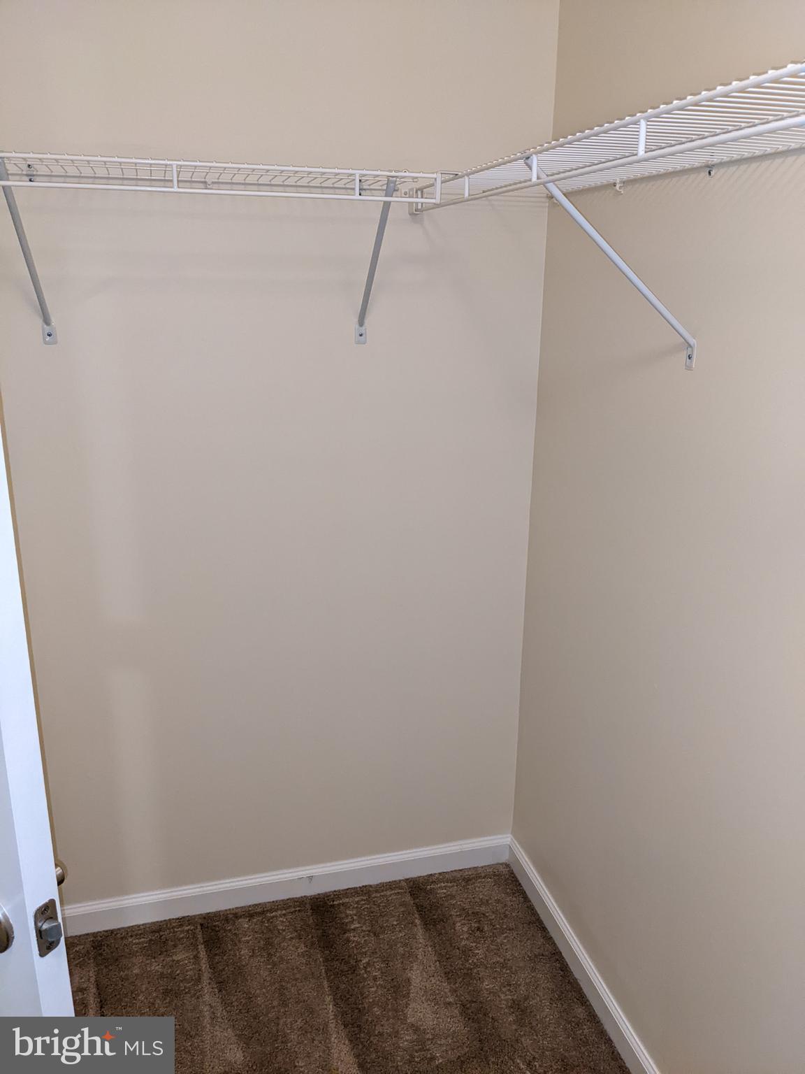 FIELDS AT ROCK GLENN - Residential Lease