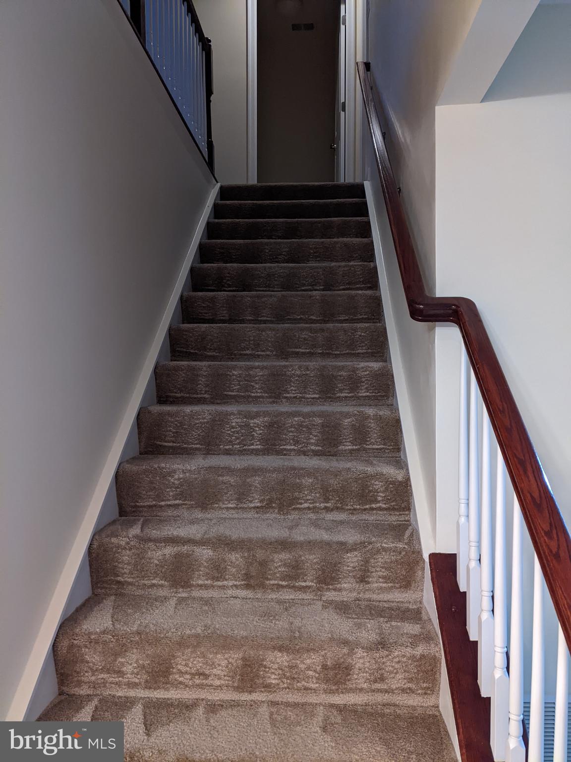 FIELDS AT ROCK GLENN - Residential Lease