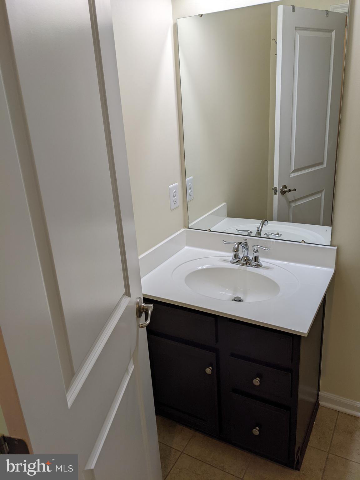 FIELDS AT ROCK GLENN - Residential Lease