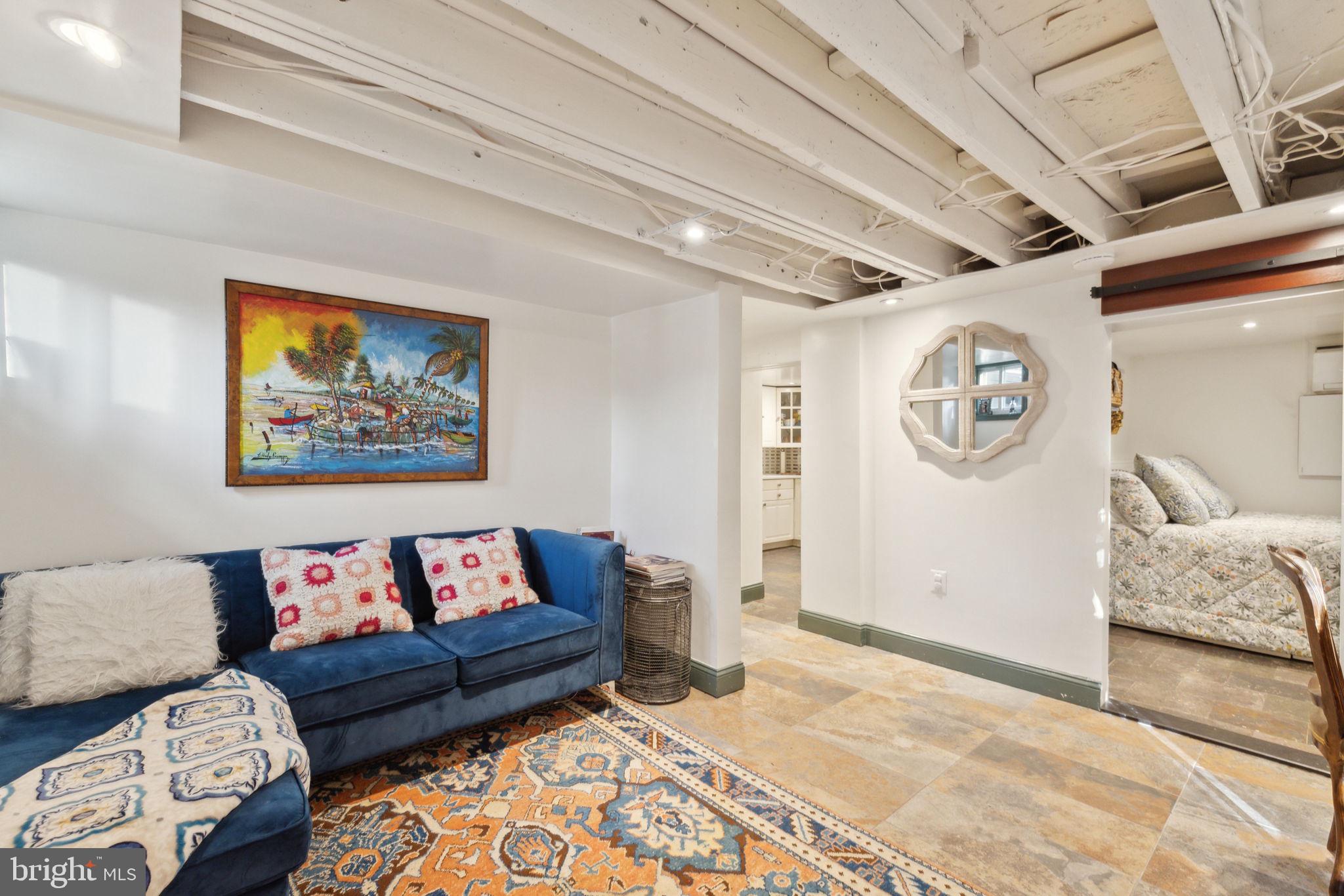 CHESTERBROOK - Residential