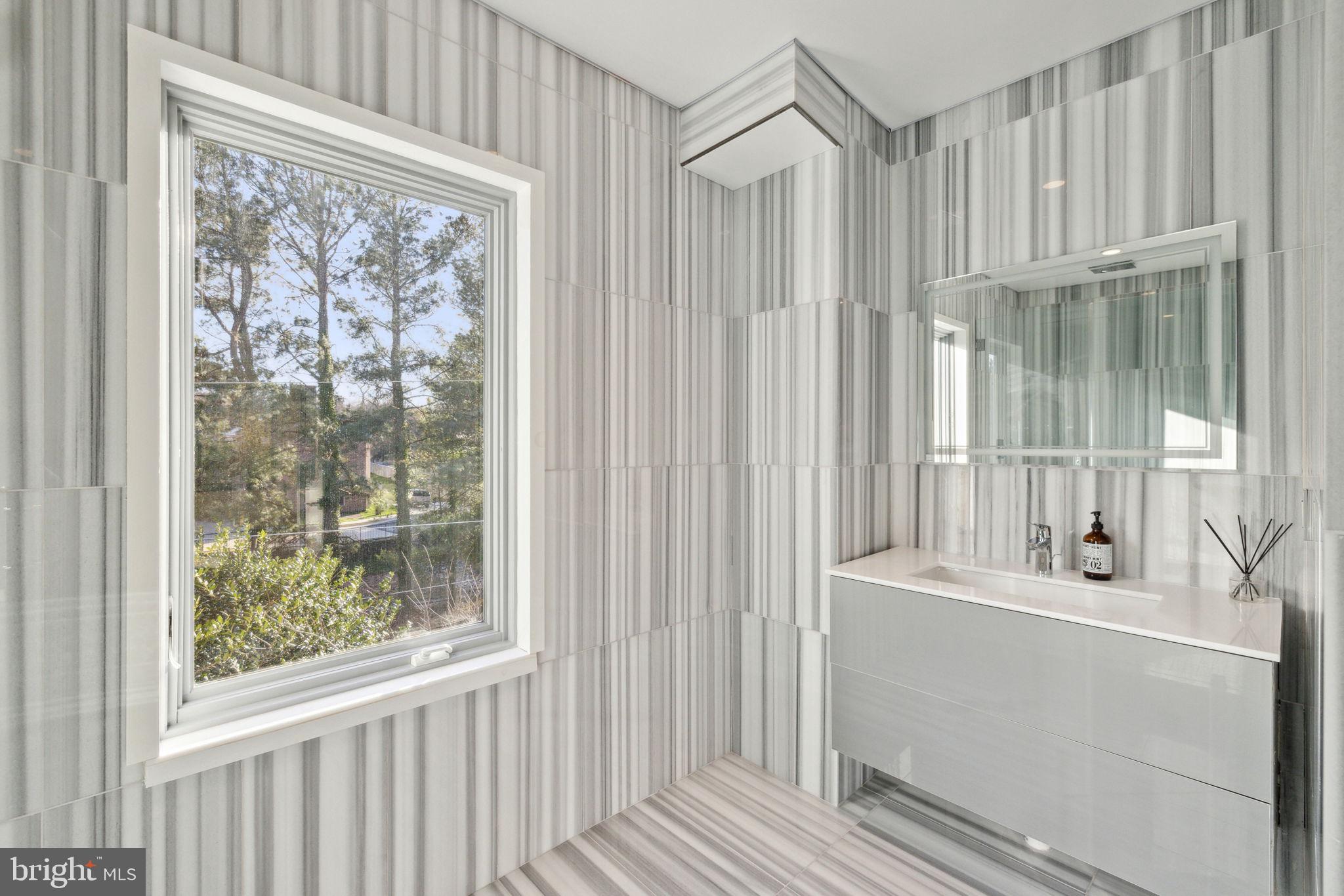 CHESTERBROOK - Residential