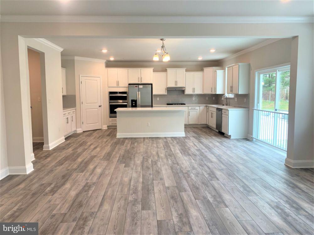 STONEGATE - Residential