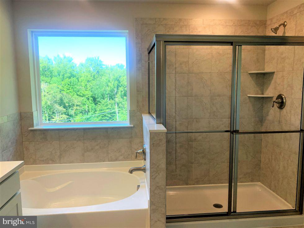 STONEGATE - Residential