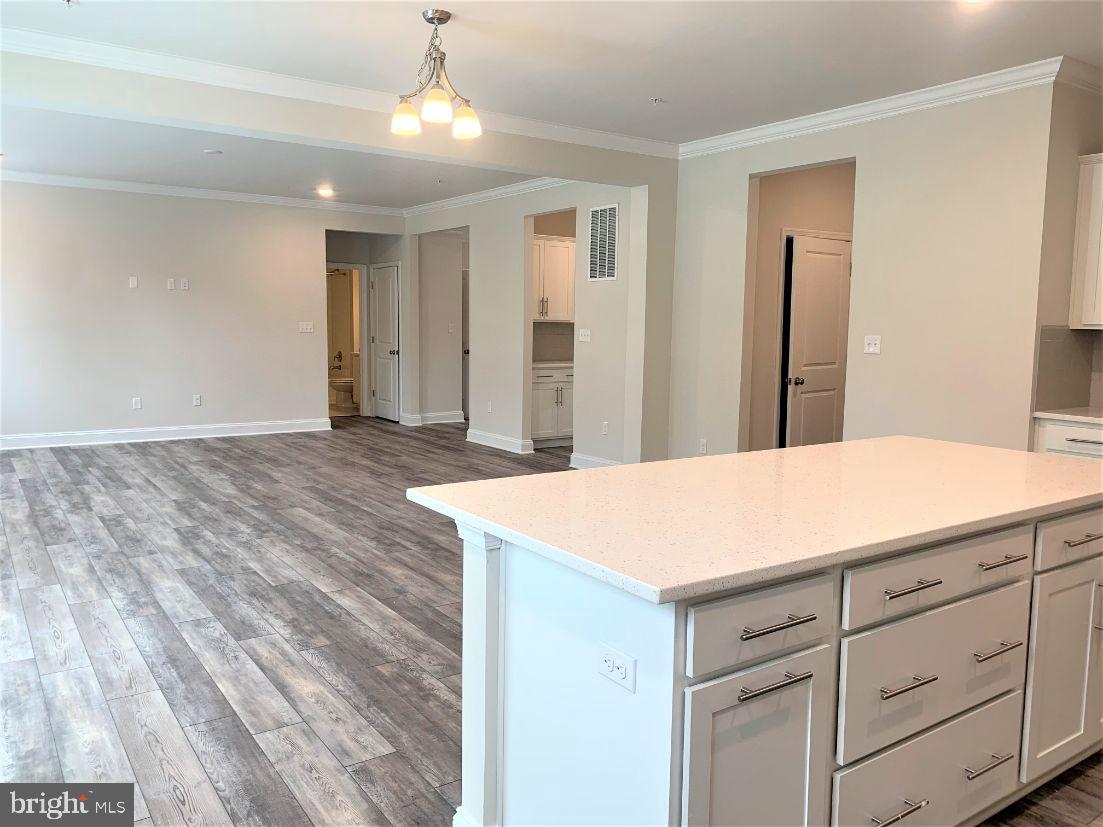 STONEGATE - Residential