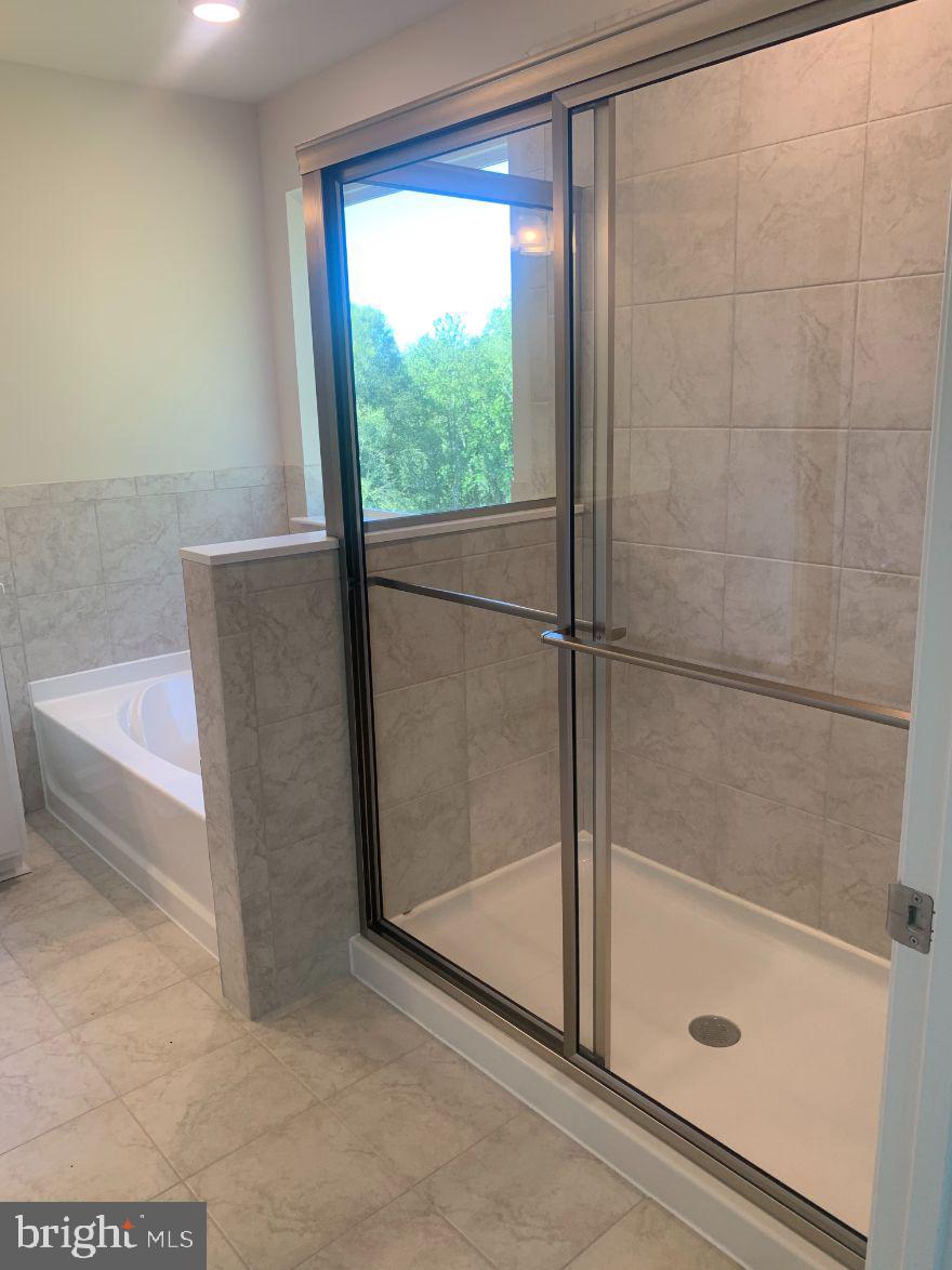 STONEGATE - Residential