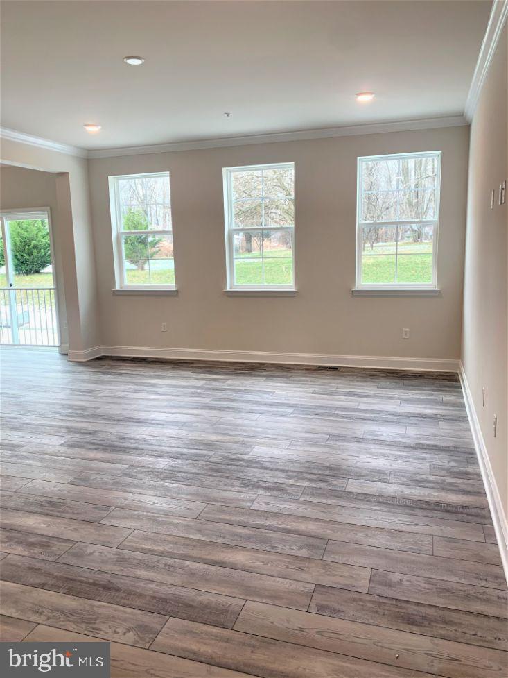 STONEGATE - Residential