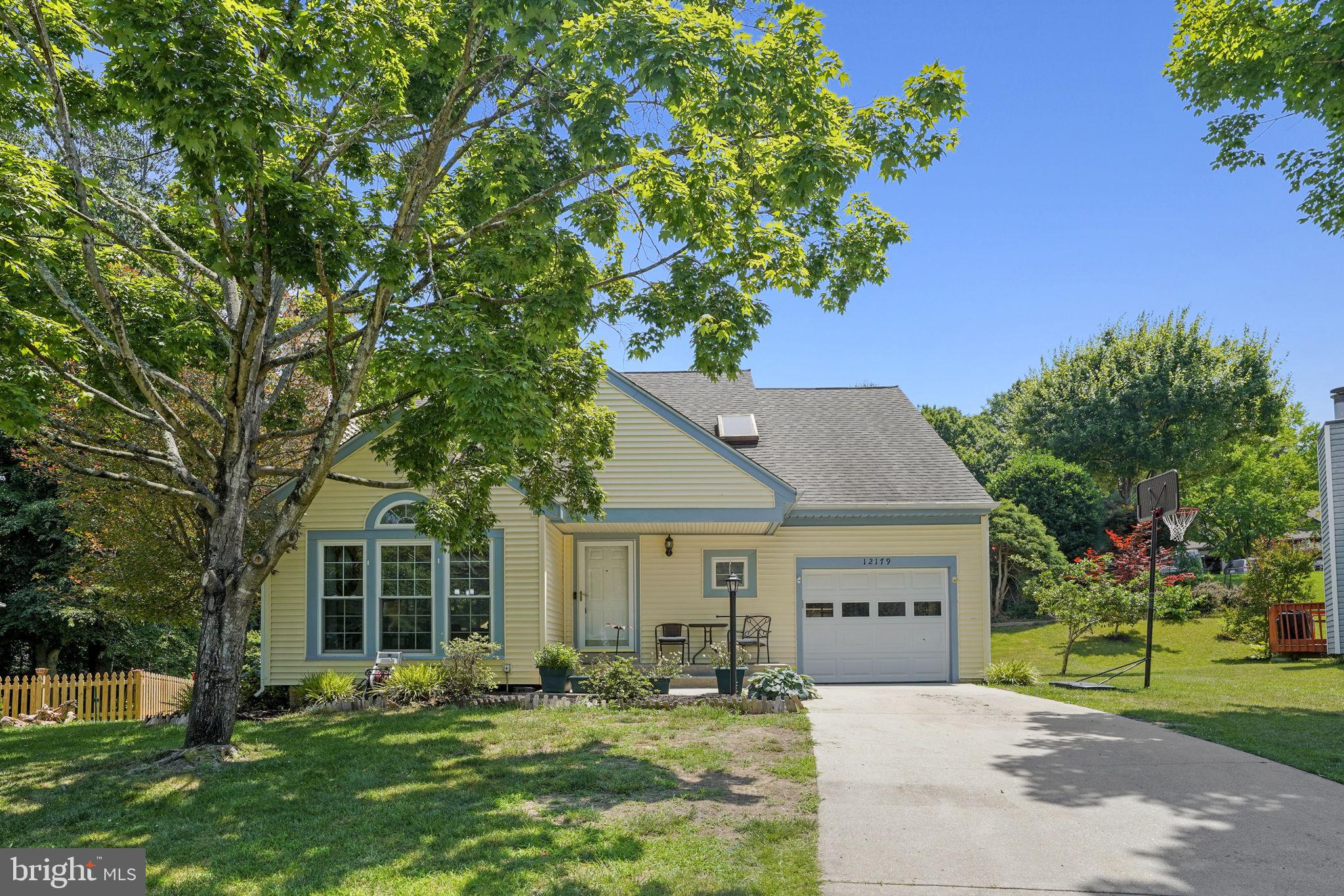 LAKE RIDGE - Residential