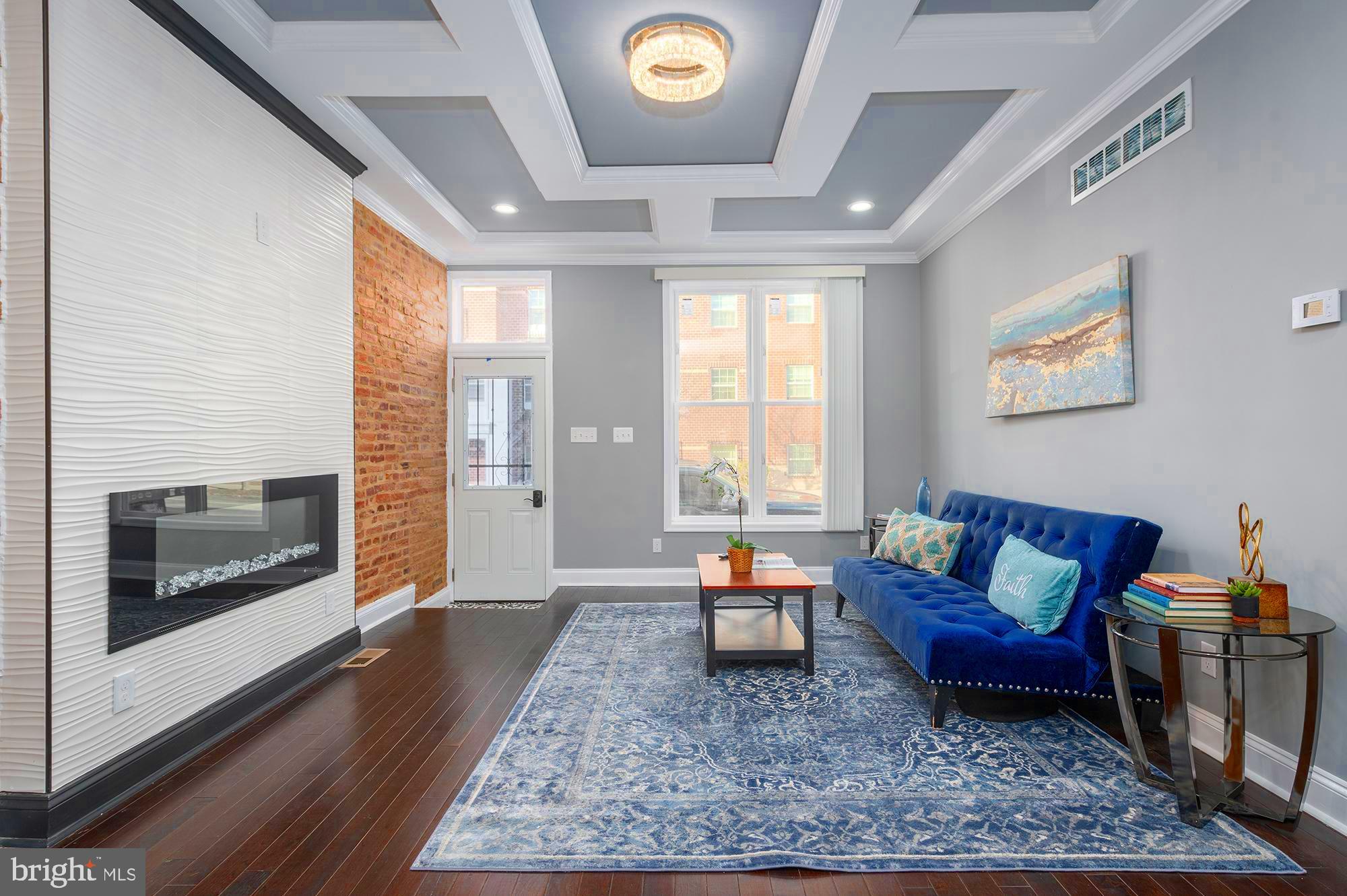 BROADWAY EAST - Residential