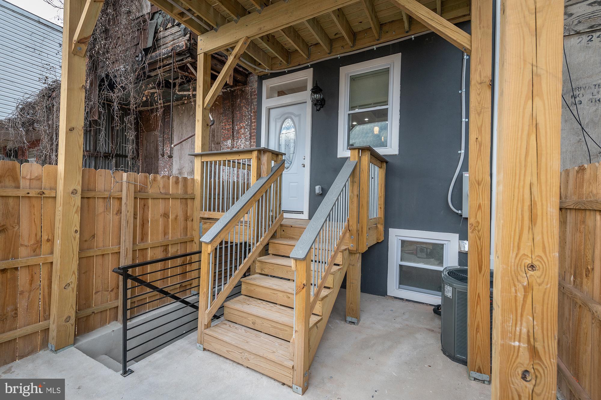 BROADWAY EAST - Residential