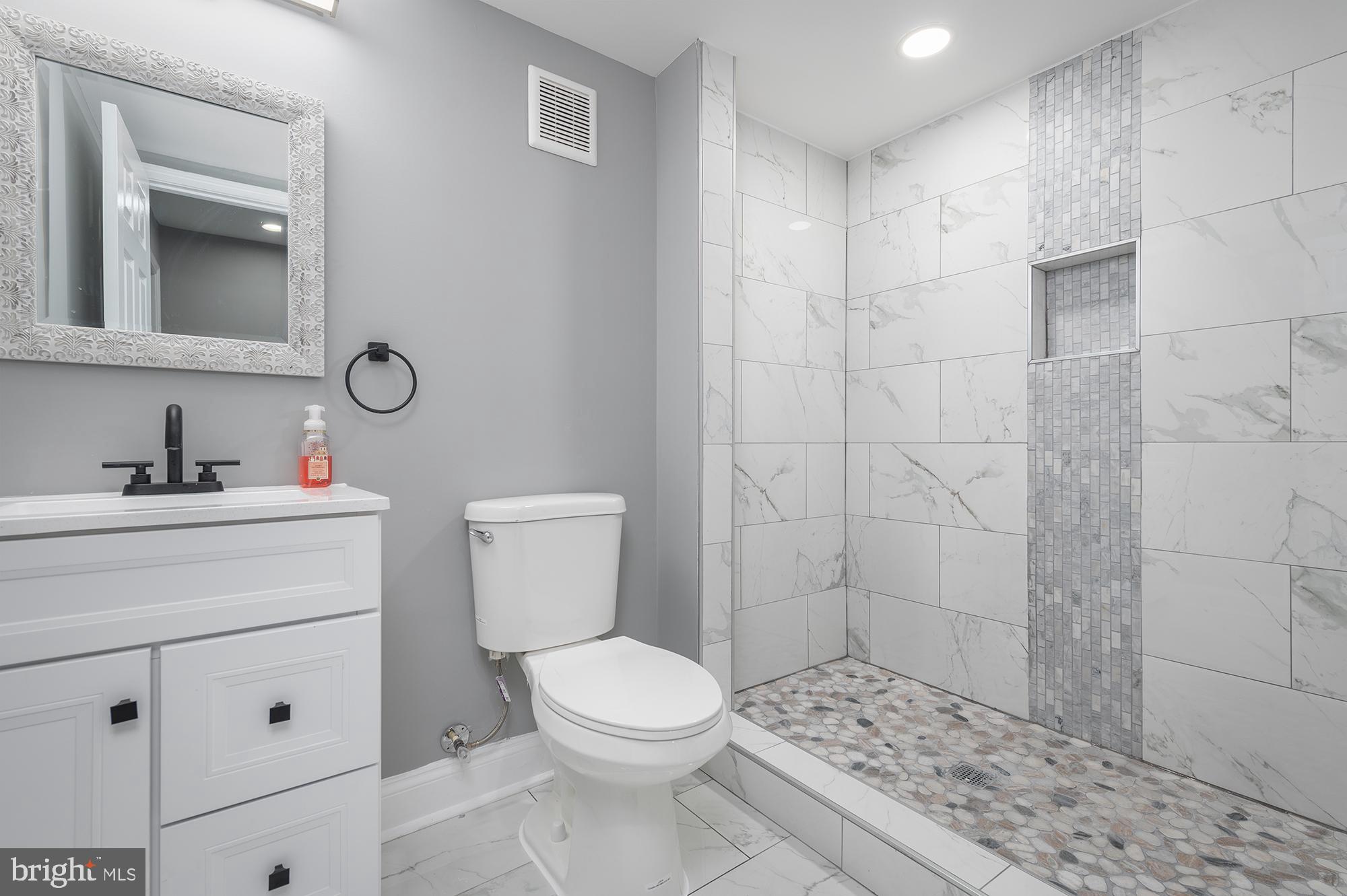 BROADWAY EAST - Residential