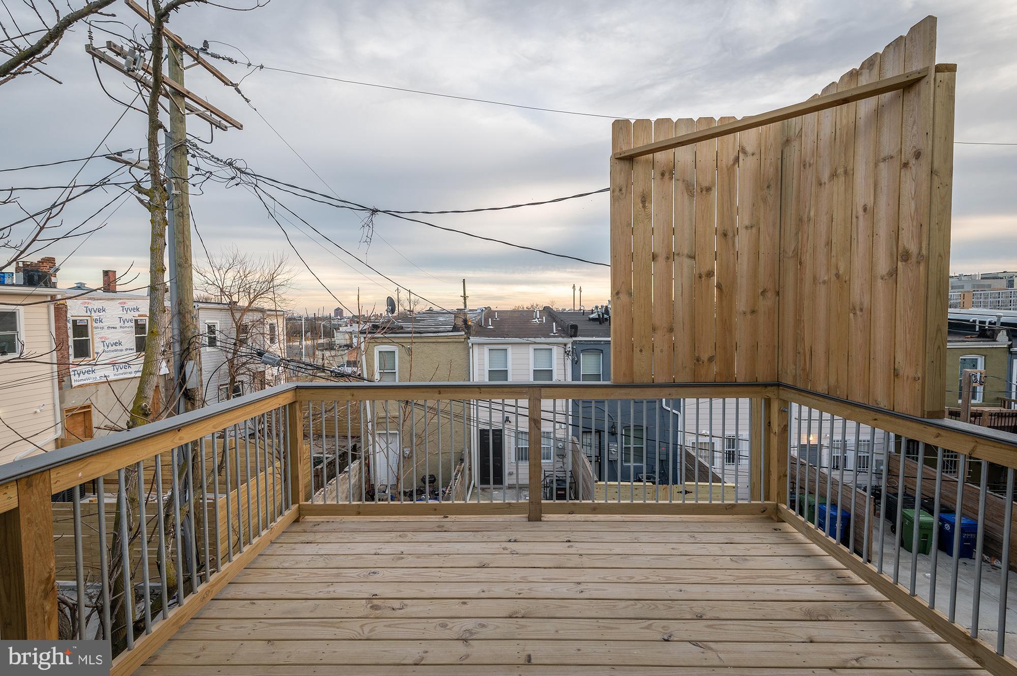 BROADWAY EAST - Residential