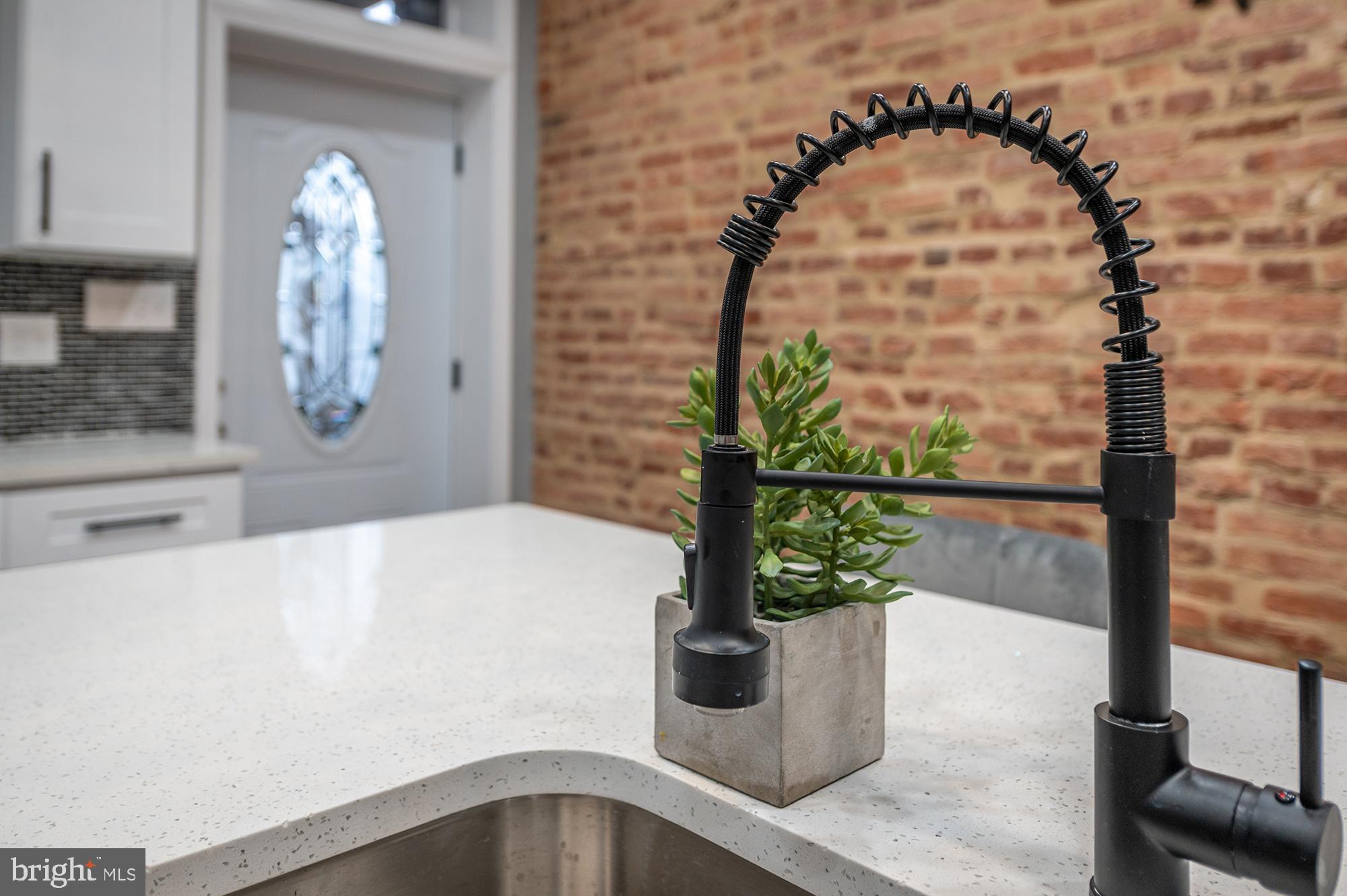 BROADWAY EAST - Residential