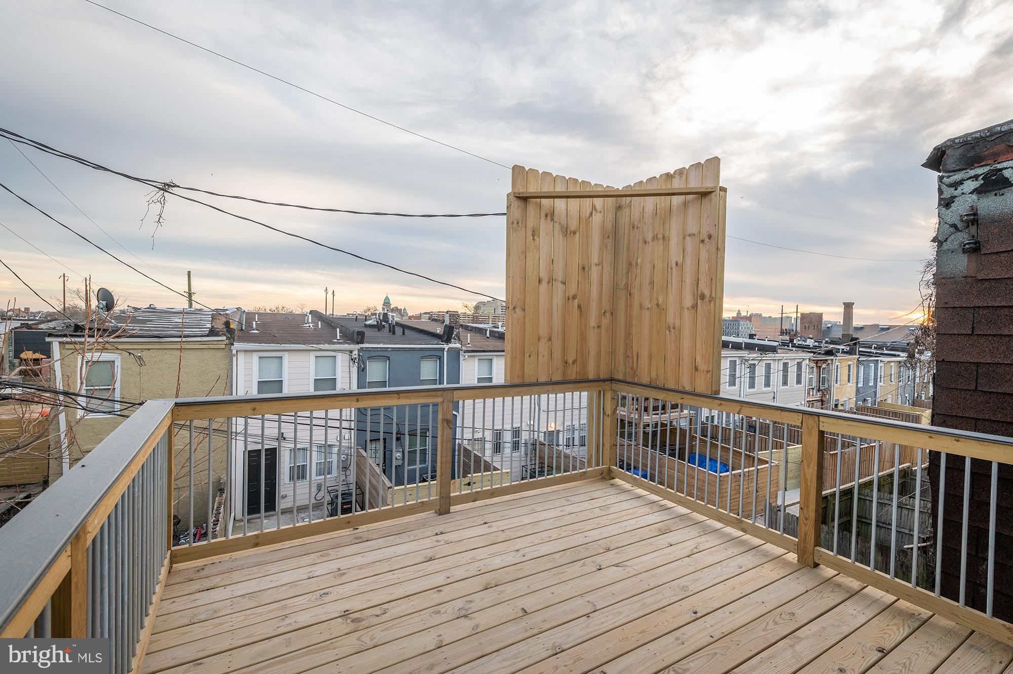 BROADWAY EAST - Residential