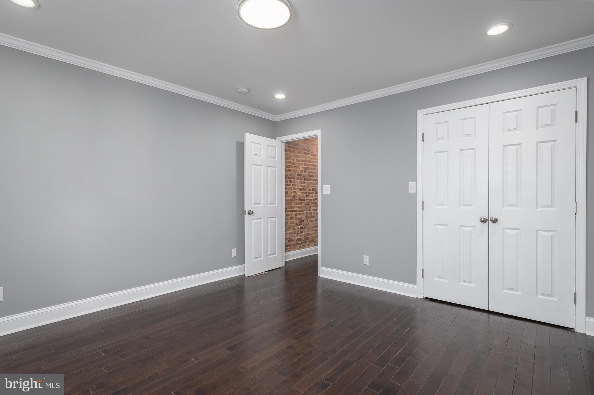 BROADWAY EAST - Residential