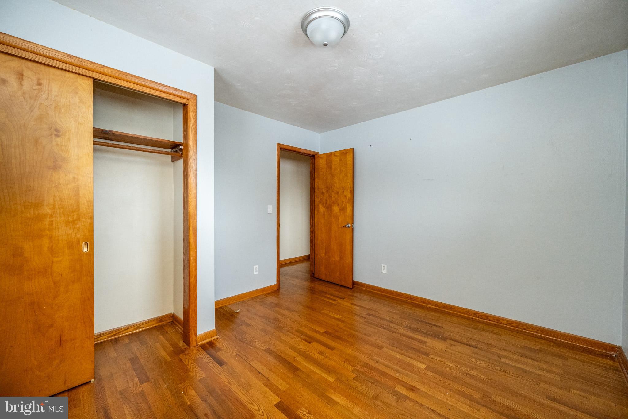 MT LAKE PARK - Residential