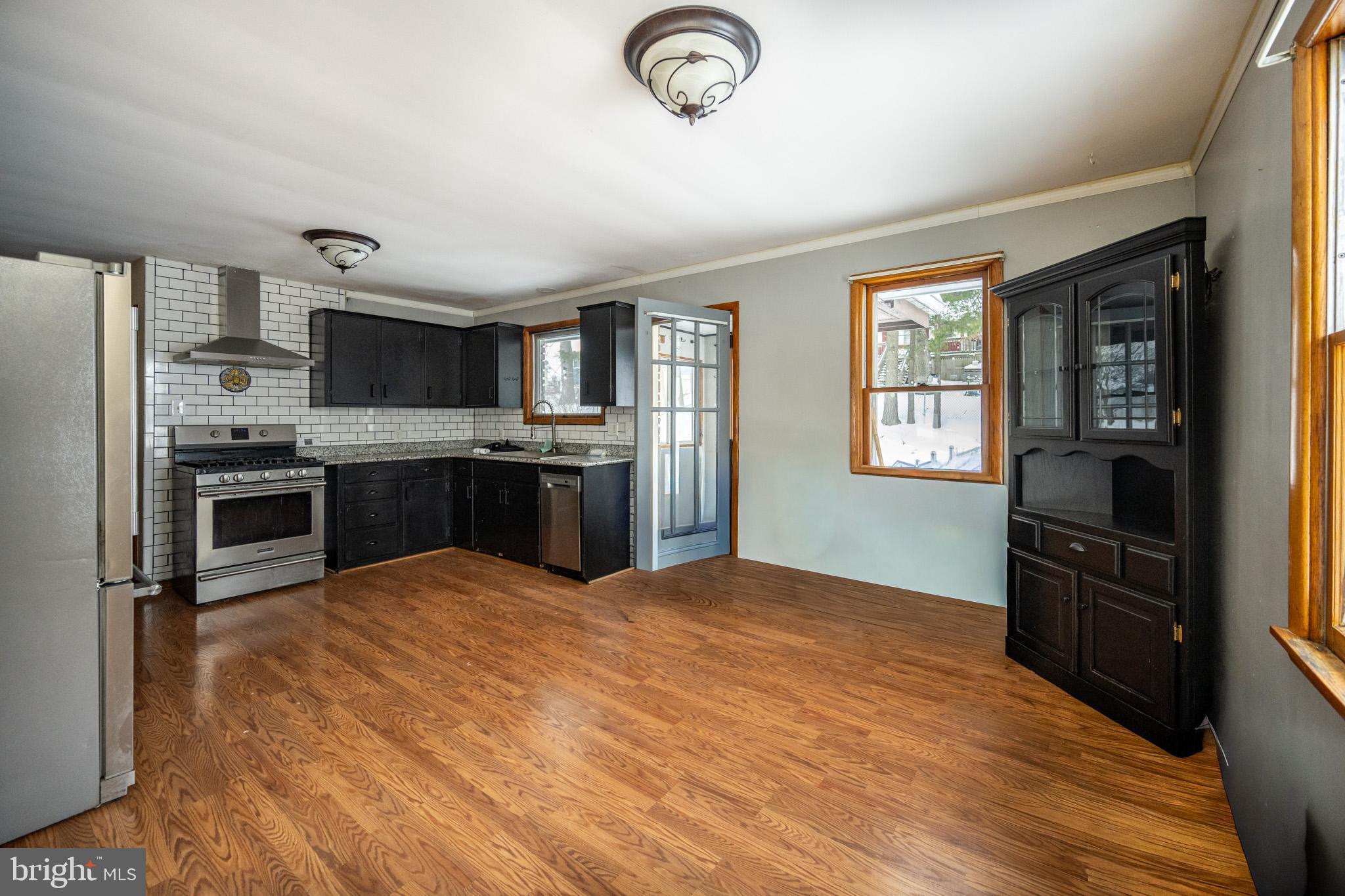 MT LAKE PARK - Residential