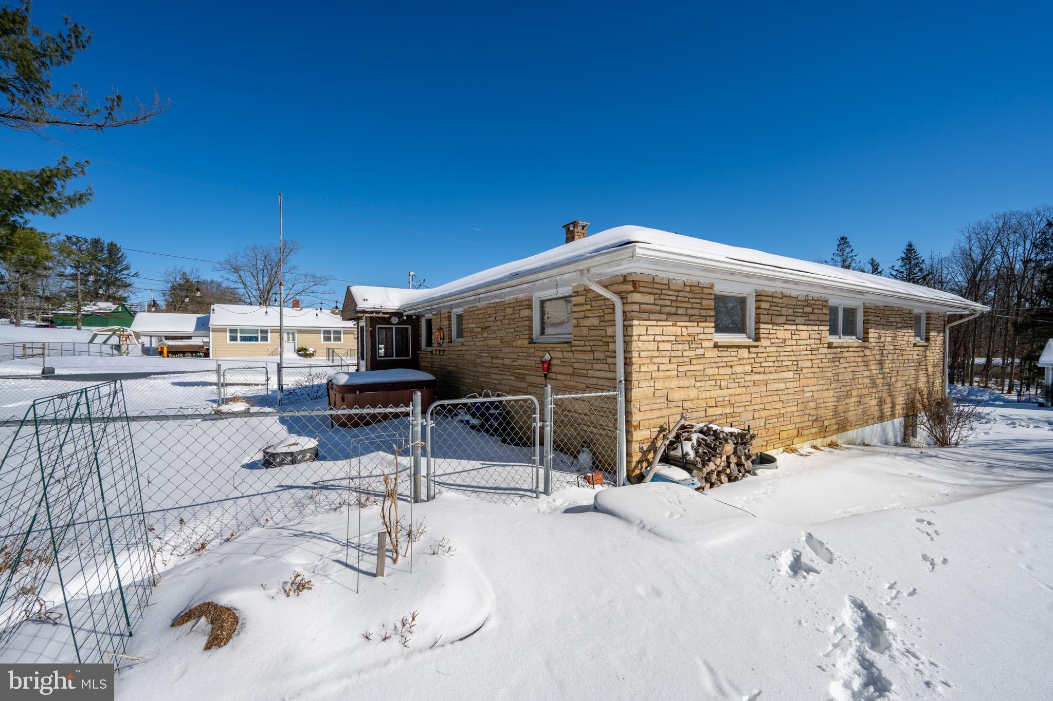 MT LAKE PARK - Residential