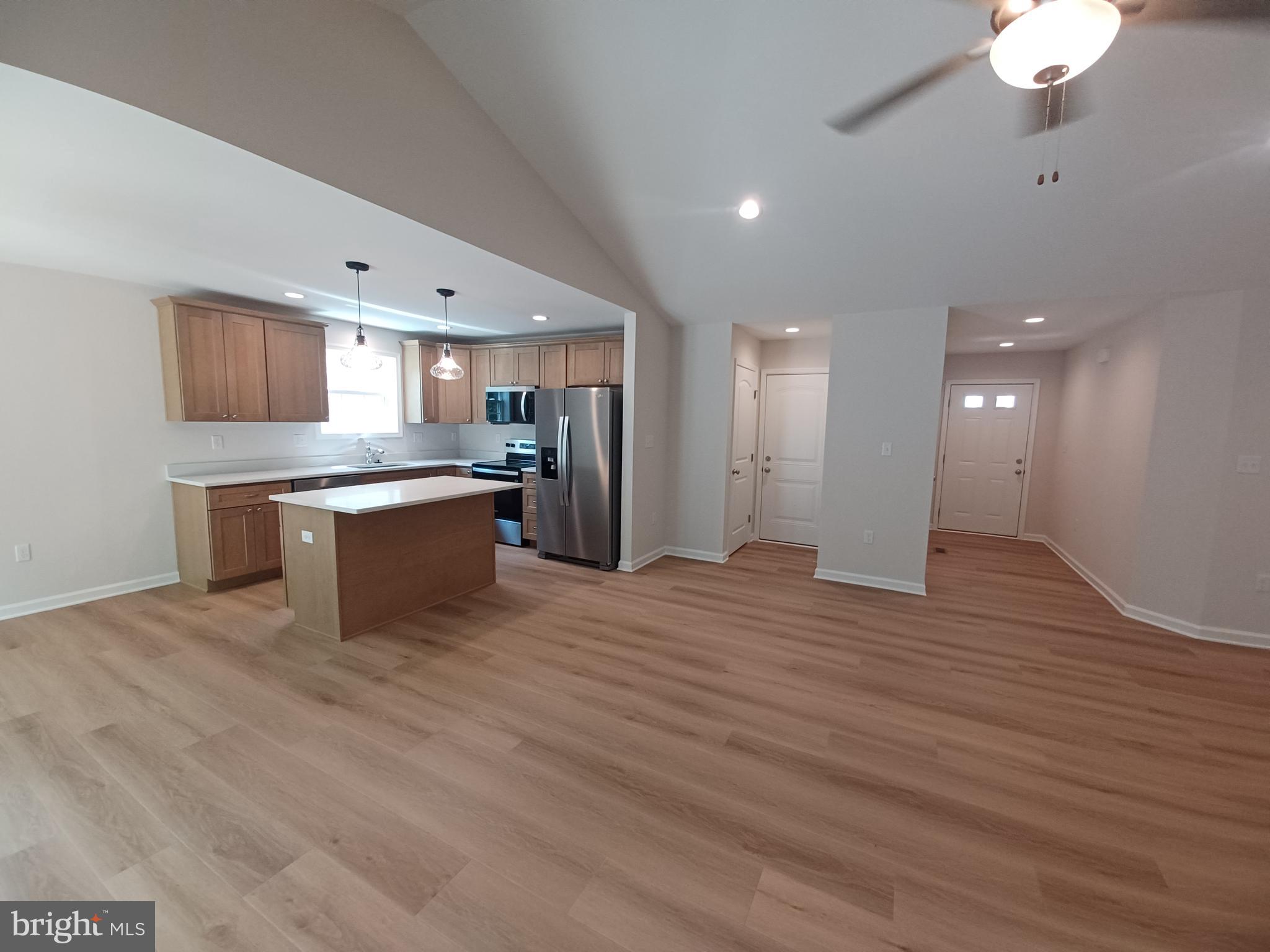 PRENTISS POINT - Residential