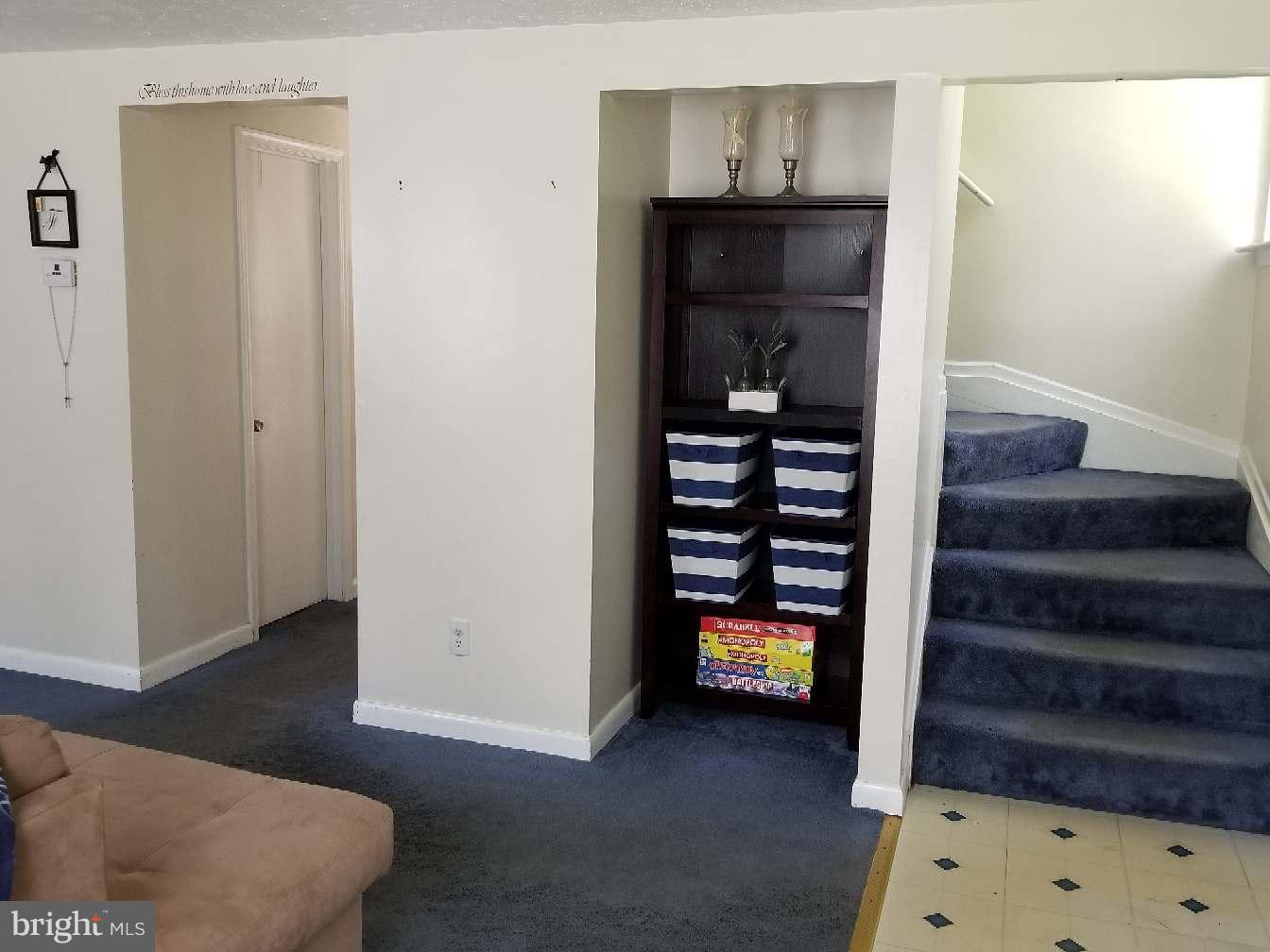 WHISPERING WOODS - Residential