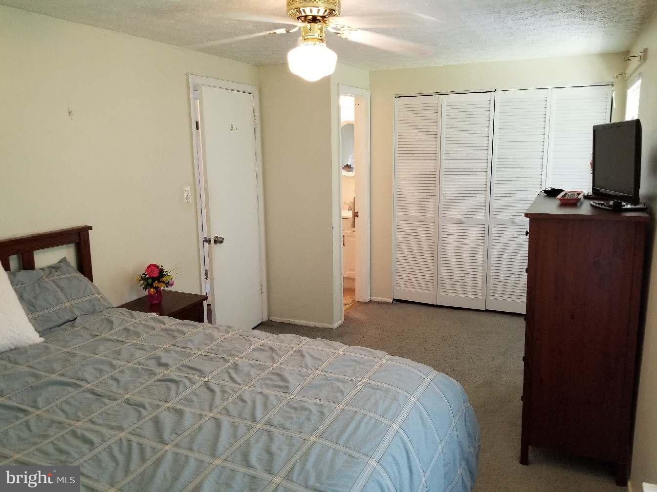 WHISPERING WOODS - Residential