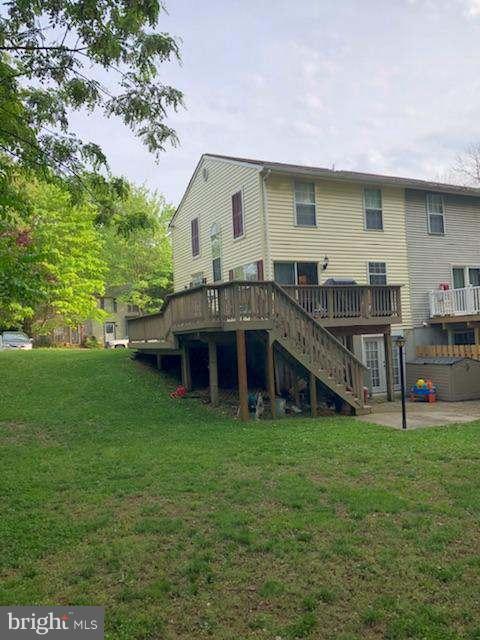 WHISPERING WOODS - Residential