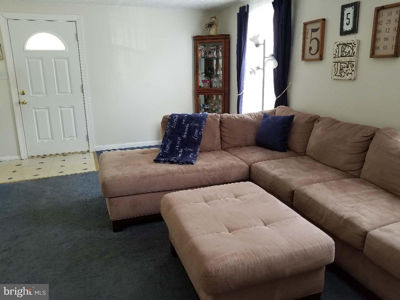 WHISPERING WOODS - Residential