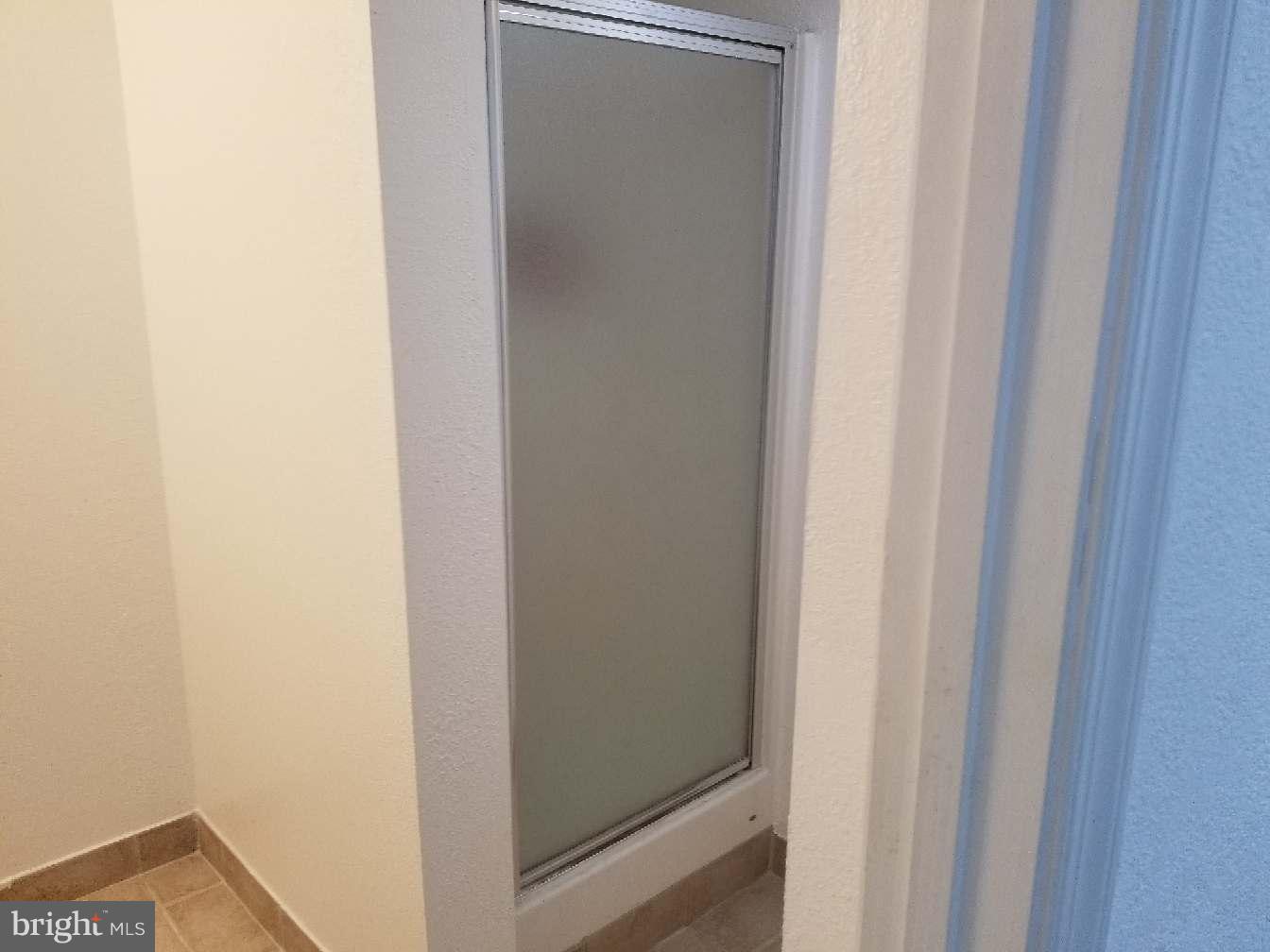 WHISPERING WOODS - Residential