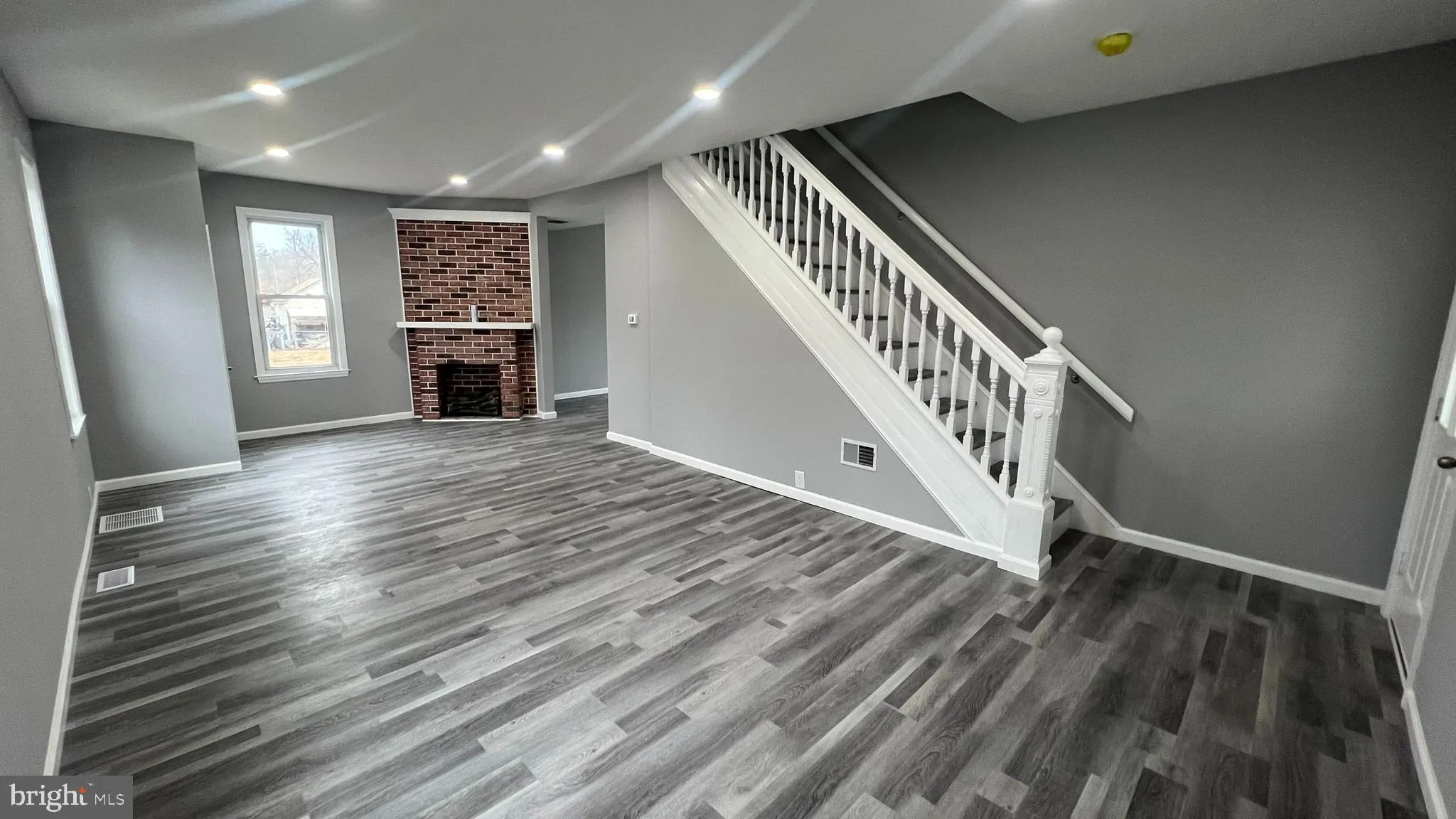 Lindenwold, New Jersey 08021, United States, 4 Bedrooms Bedrooms, ,2 BathroomsBathrooms,Residential,Active,252306