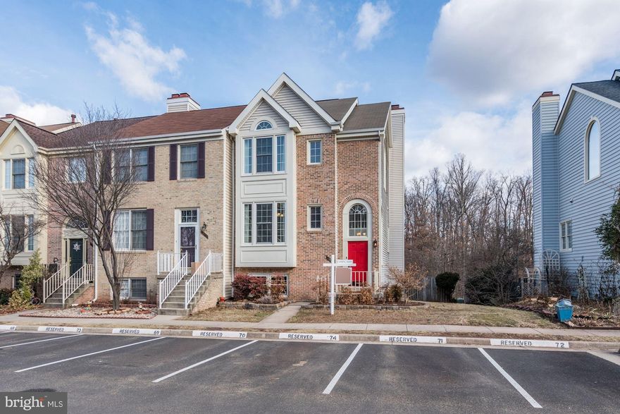 * MULTIPLE OFFERS RECEIVED * UPDATED & SHOWS LIKE A MODEL * GRANITE * SS APPLIANCES * WHITE CABINETS * SPA-LIKE MASTER ENSUITE BATH * DRAMATIC 2-STORY FOYER & 9 FT CEILINGS * BUILT-INS * 2-STORY BUMP-OUTs * 2 FIREPLACEs * HARDWOOD * FRESH PAINT * NEW CARPET * DECK * FENCED YARD with SHED * BEAUTIFUL VIEW of TREES * END UNIT * NEAR SHOPPING, DINING, and soon to be WEGMANS * SULLY STATION AMENITIES*