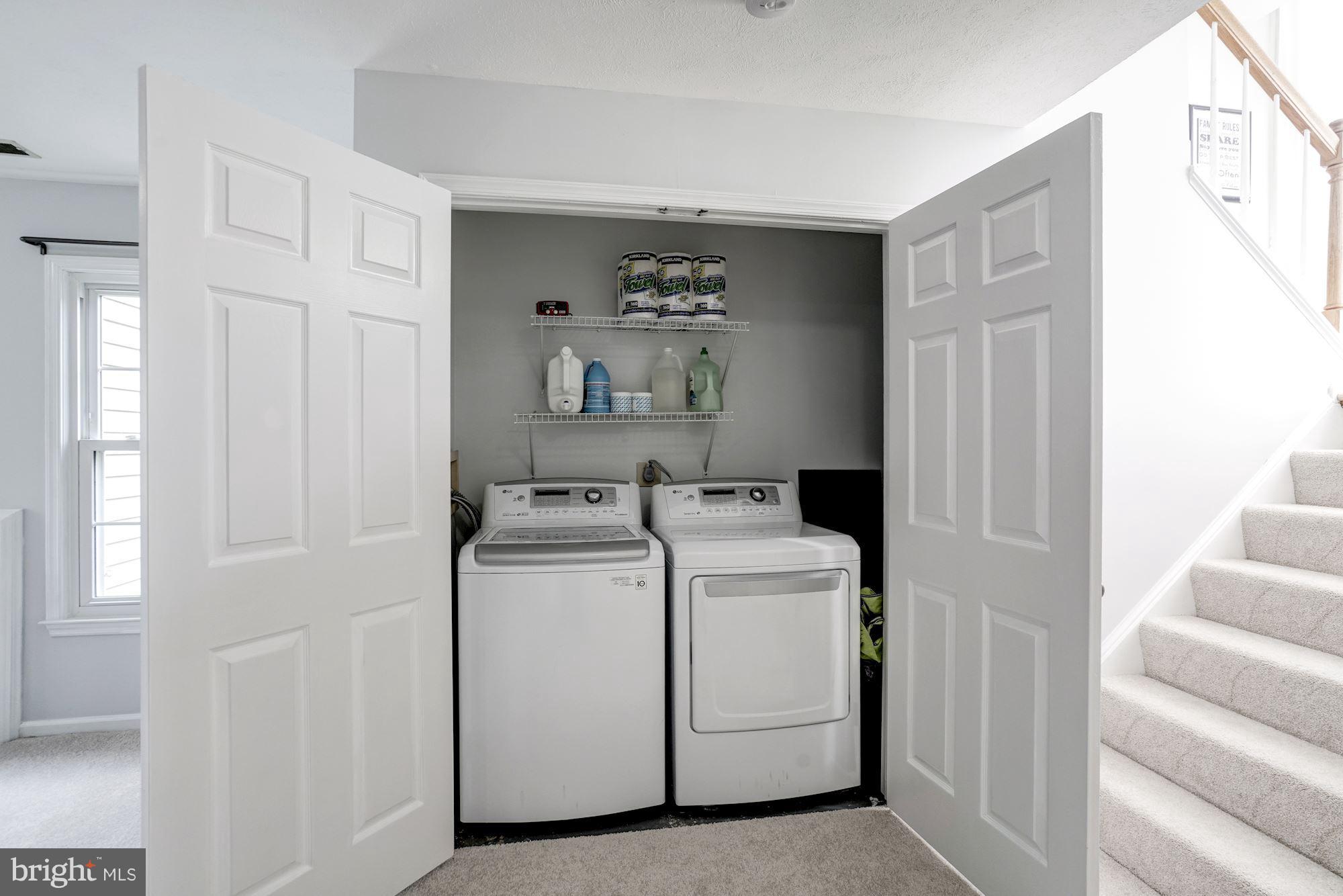 LIFESTYLE AT SULLY STATION - Residential