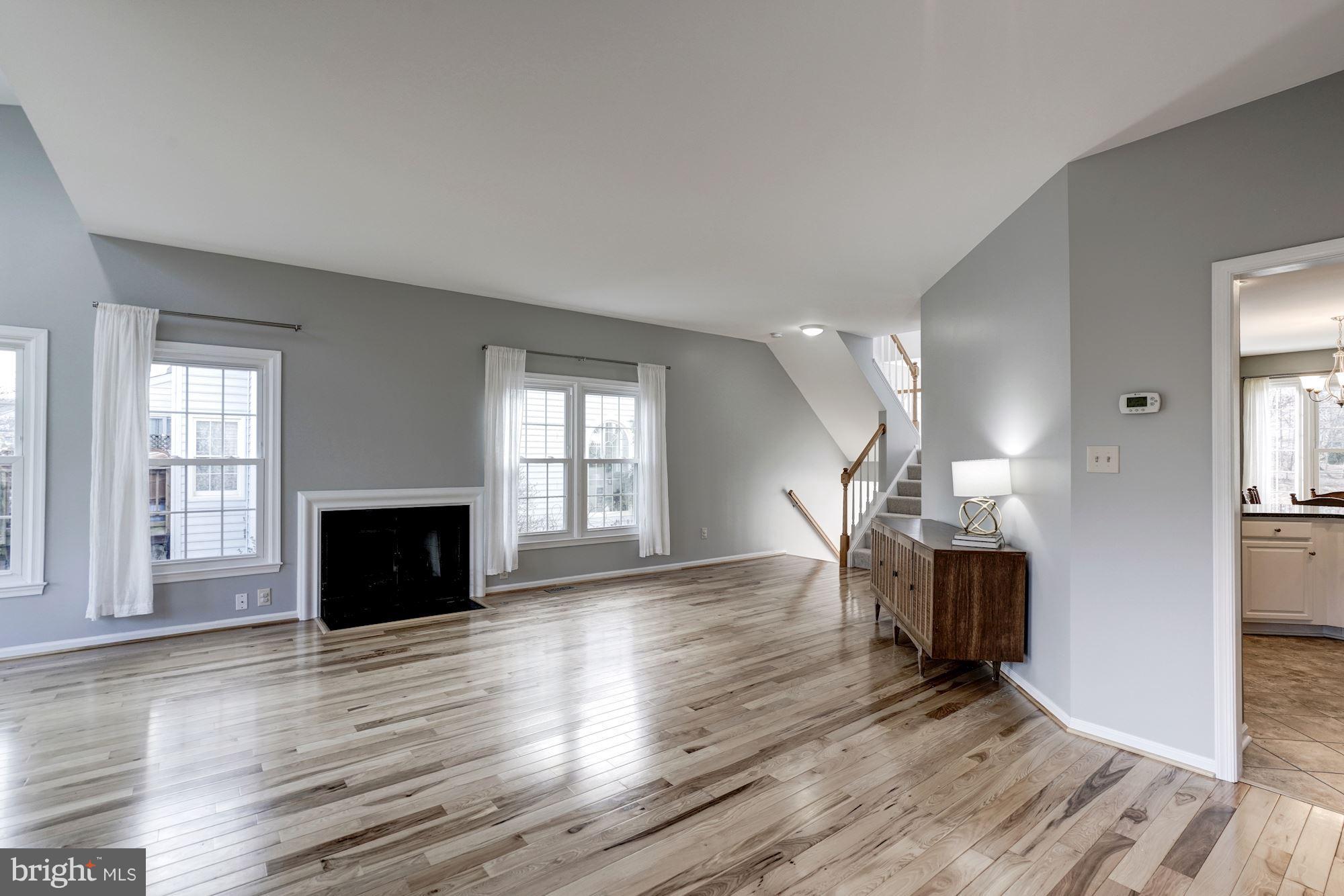 LIFESTYLE AT SULLY STATION - Residential