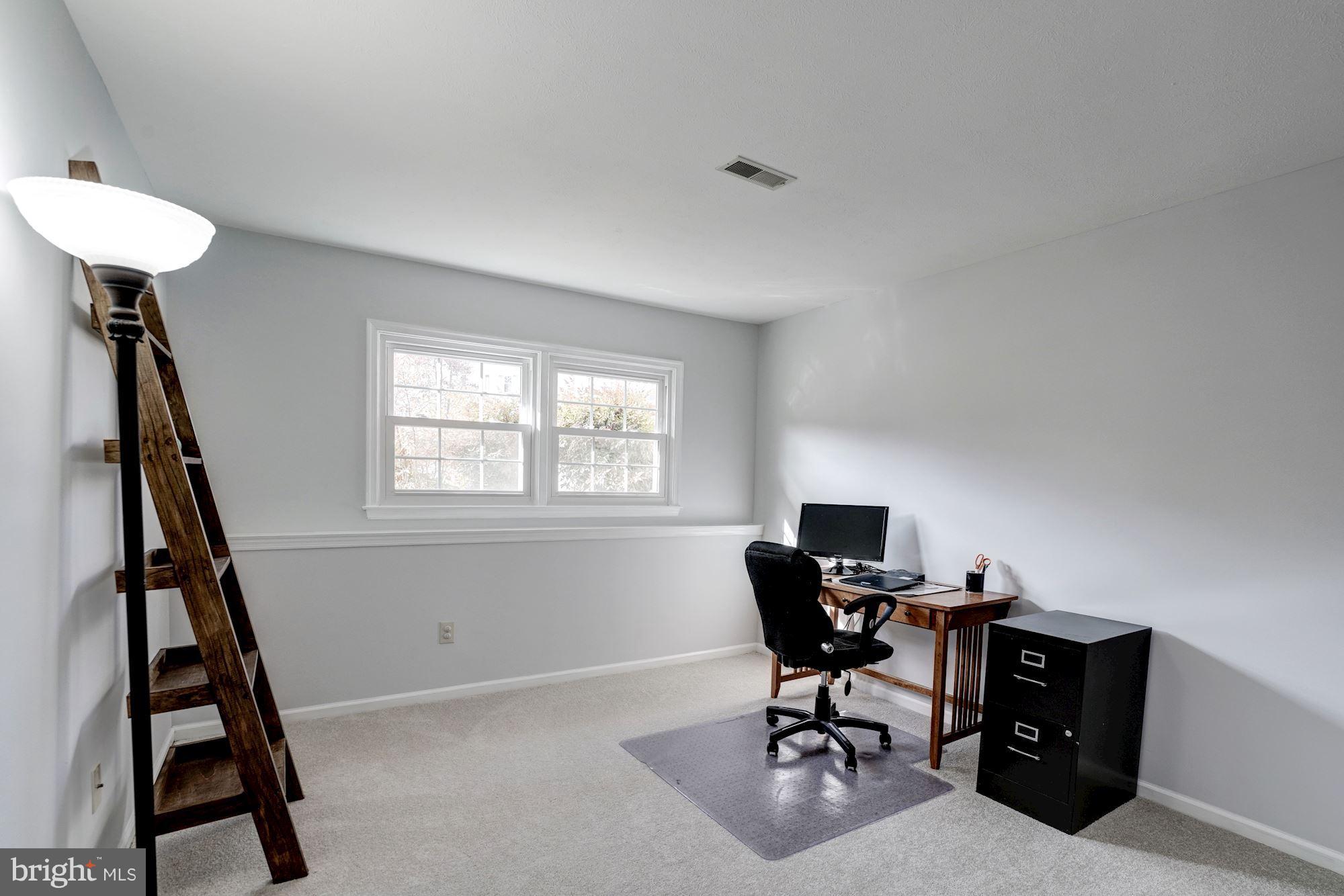 LIFESTYLE AT SULLY STATION - Residential