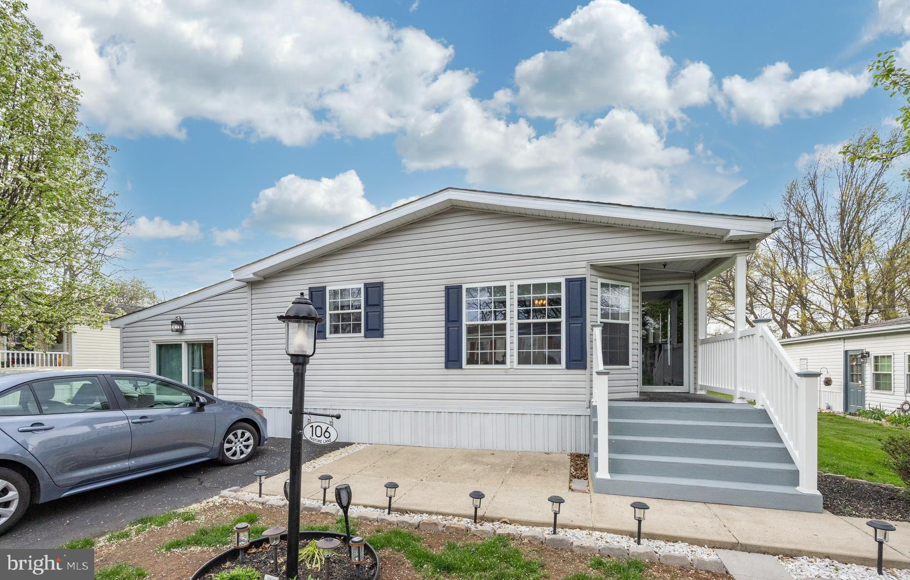 LITTLE FARM ESTATES - Residential