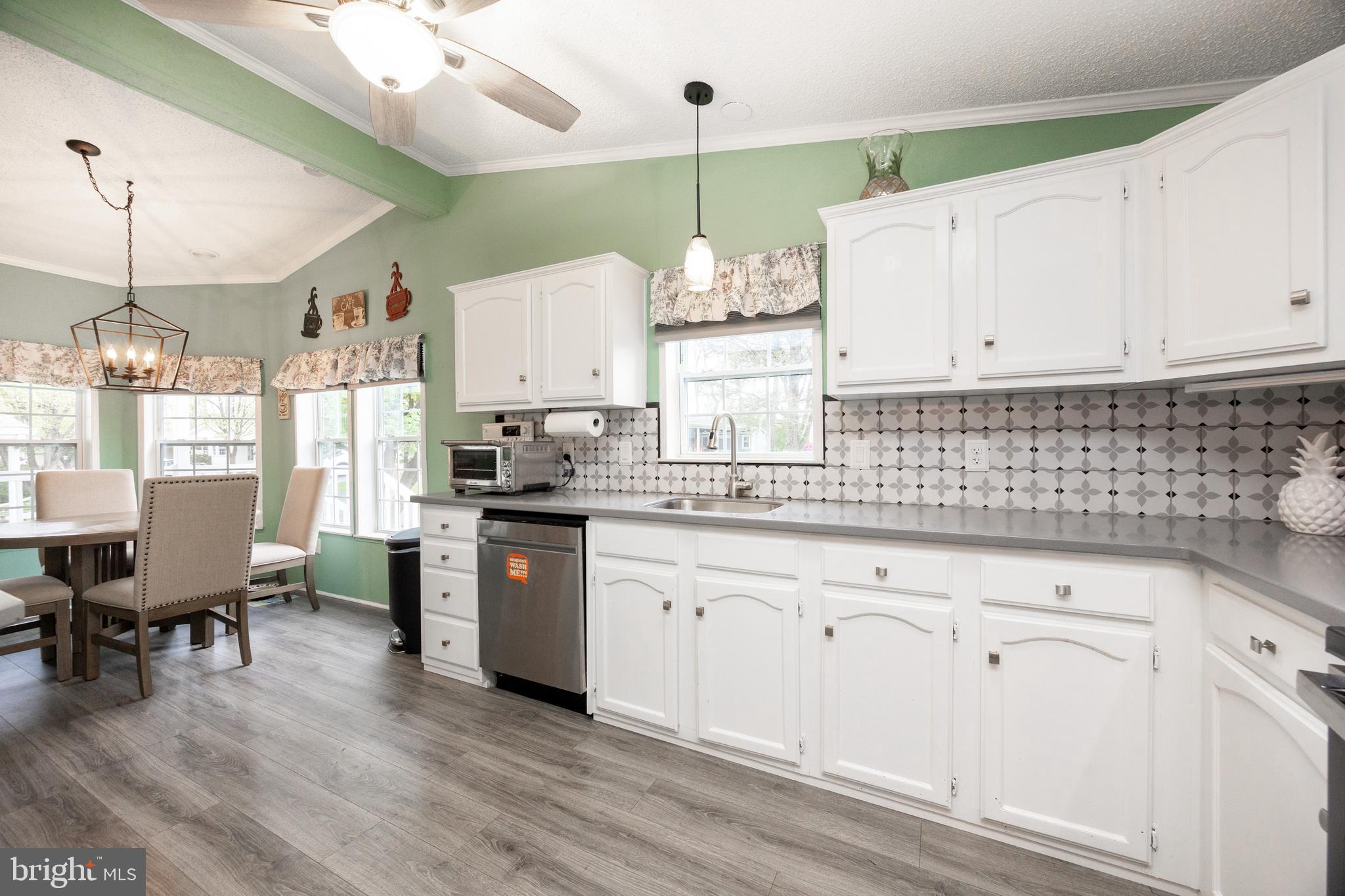 LITTLE FARM ESTATES - Residential