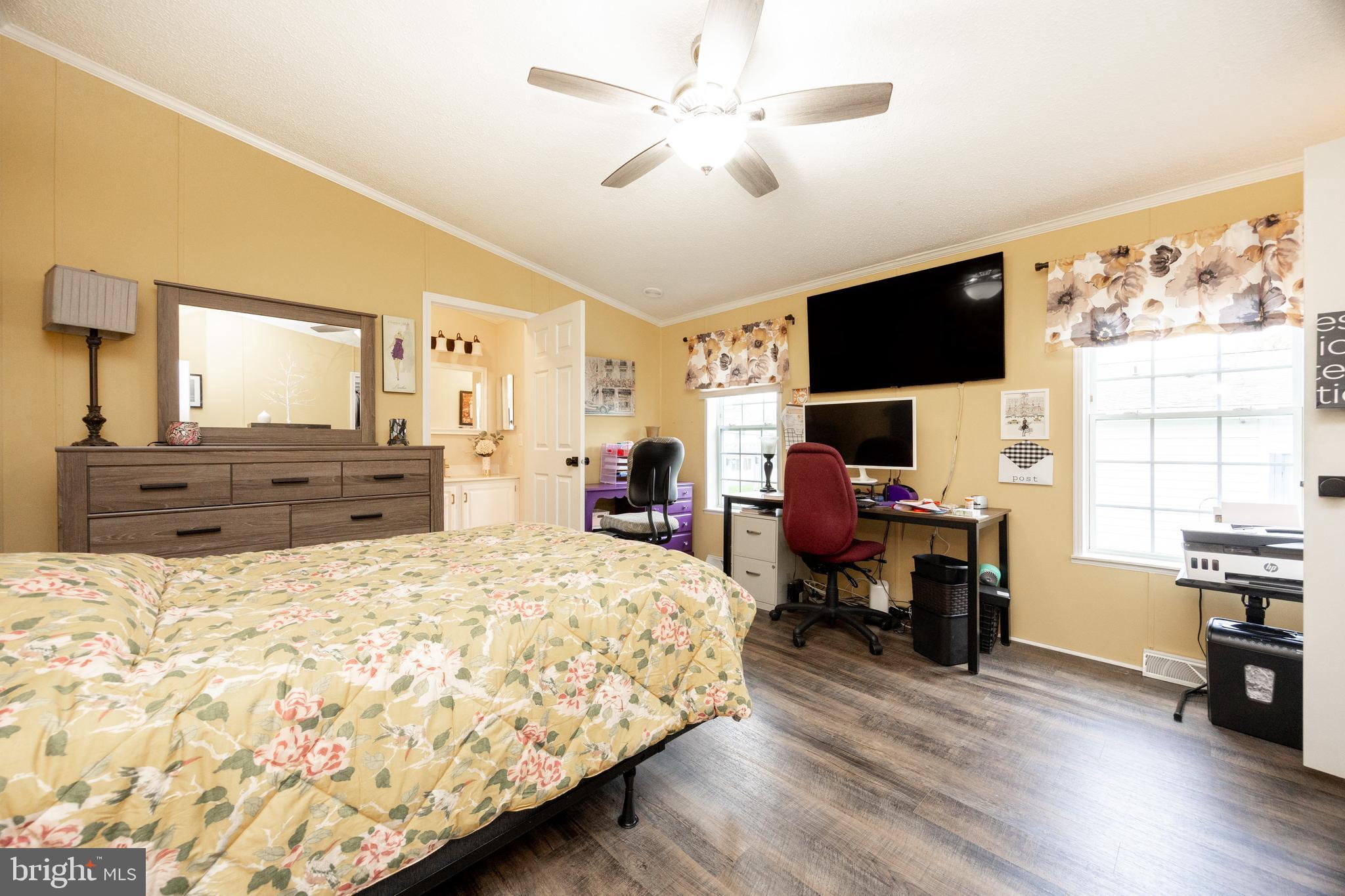 LITTLE FARM ESTATES - Residential