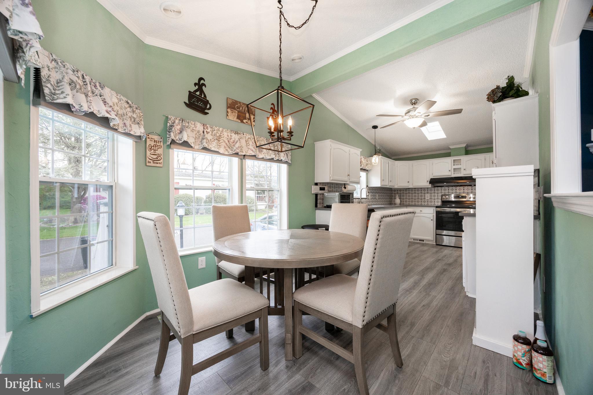 LITTLE FARM ESTATES - Residential
