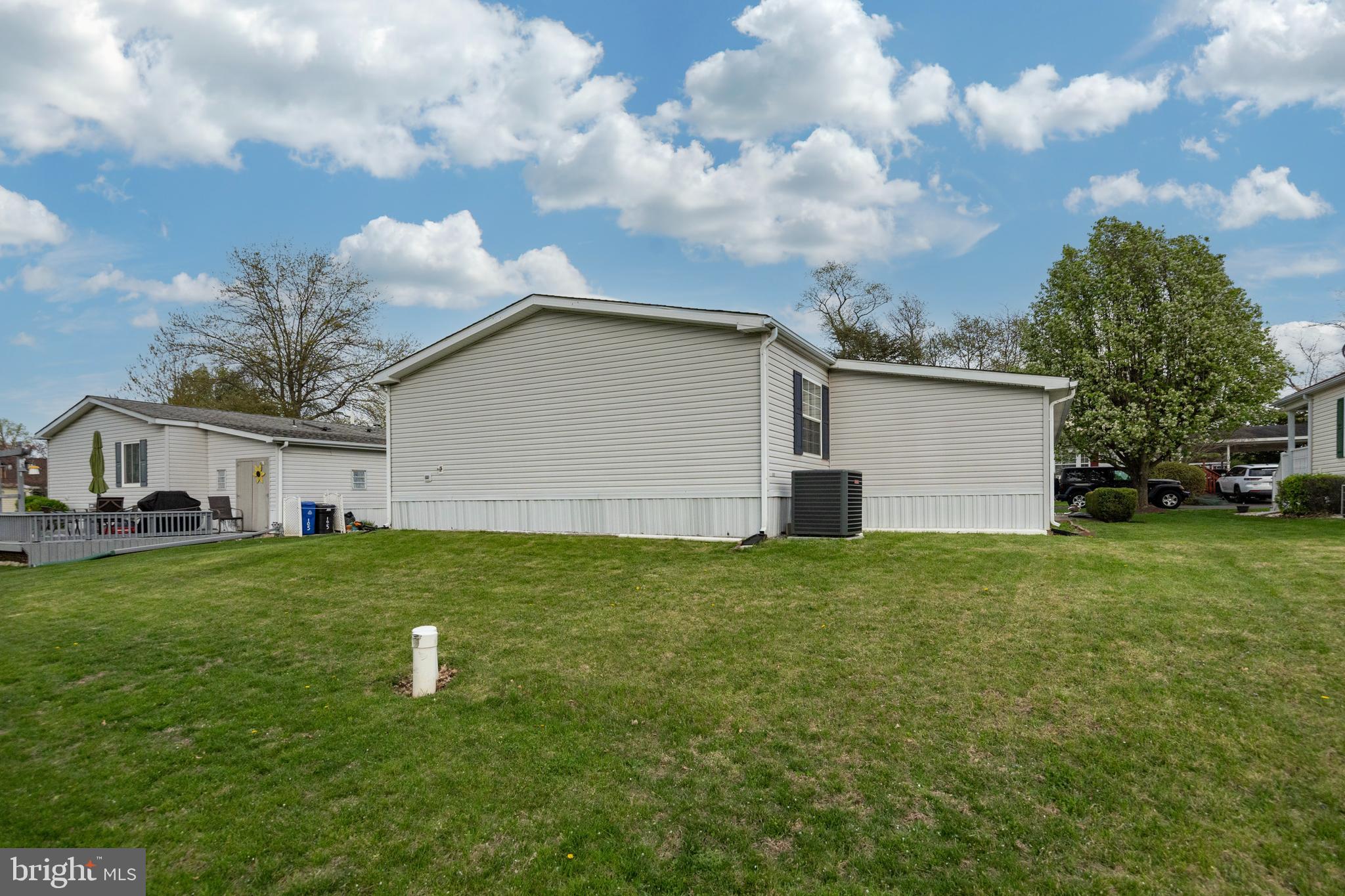 LITTLE FARM ESTATES - Residential