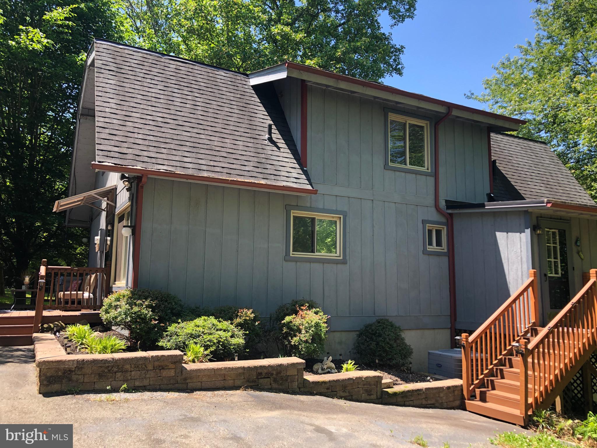 RUNNEYMEDE - Residential